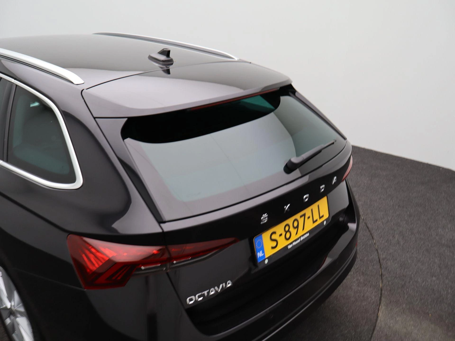 Škoda Octavia Combi 1.0 TSI Business Edition Plus