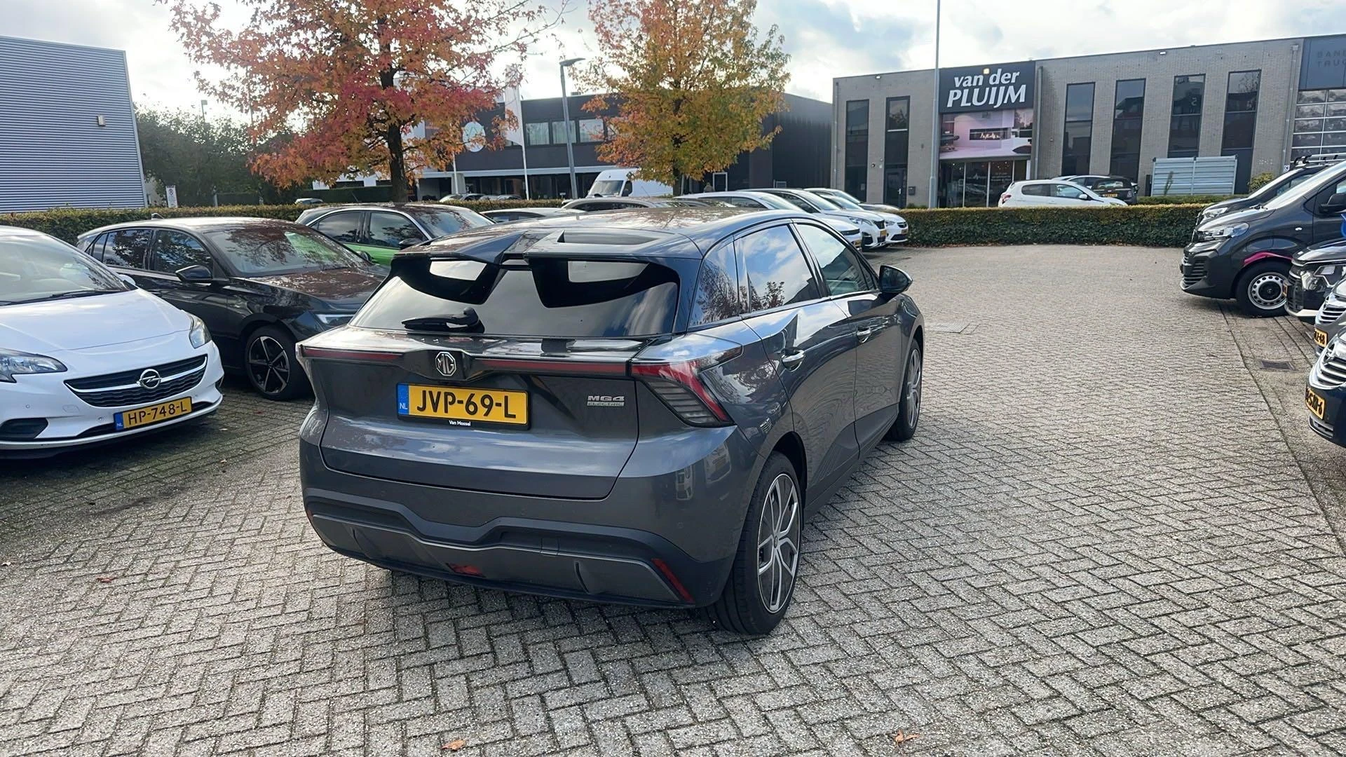 MG-MG4 EV-image-3
