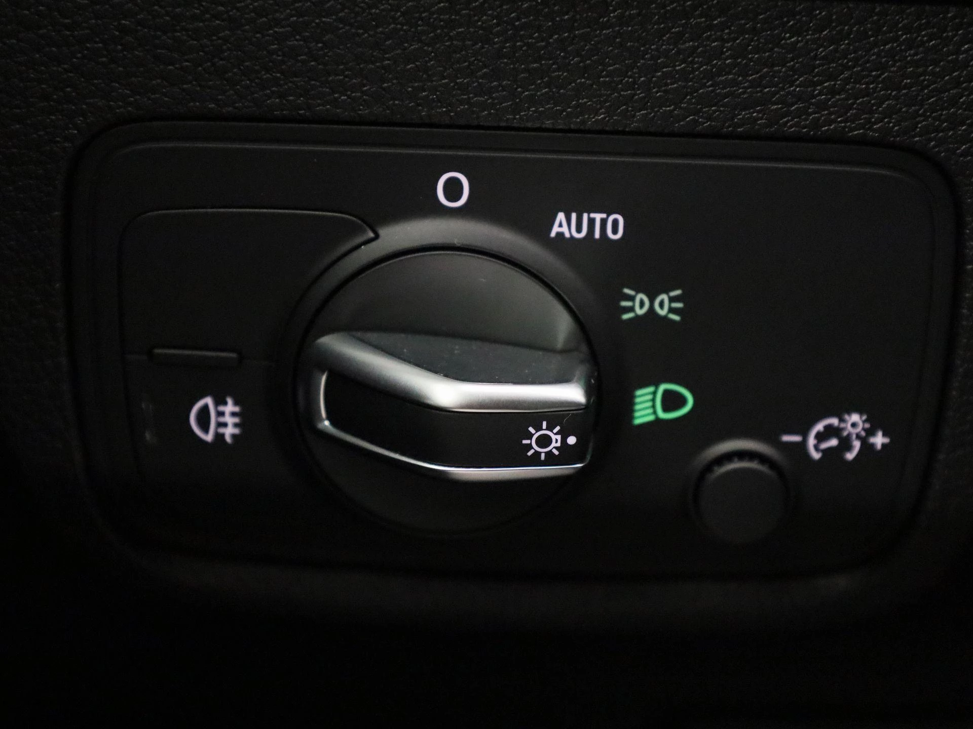 Audi-Q2-image-25