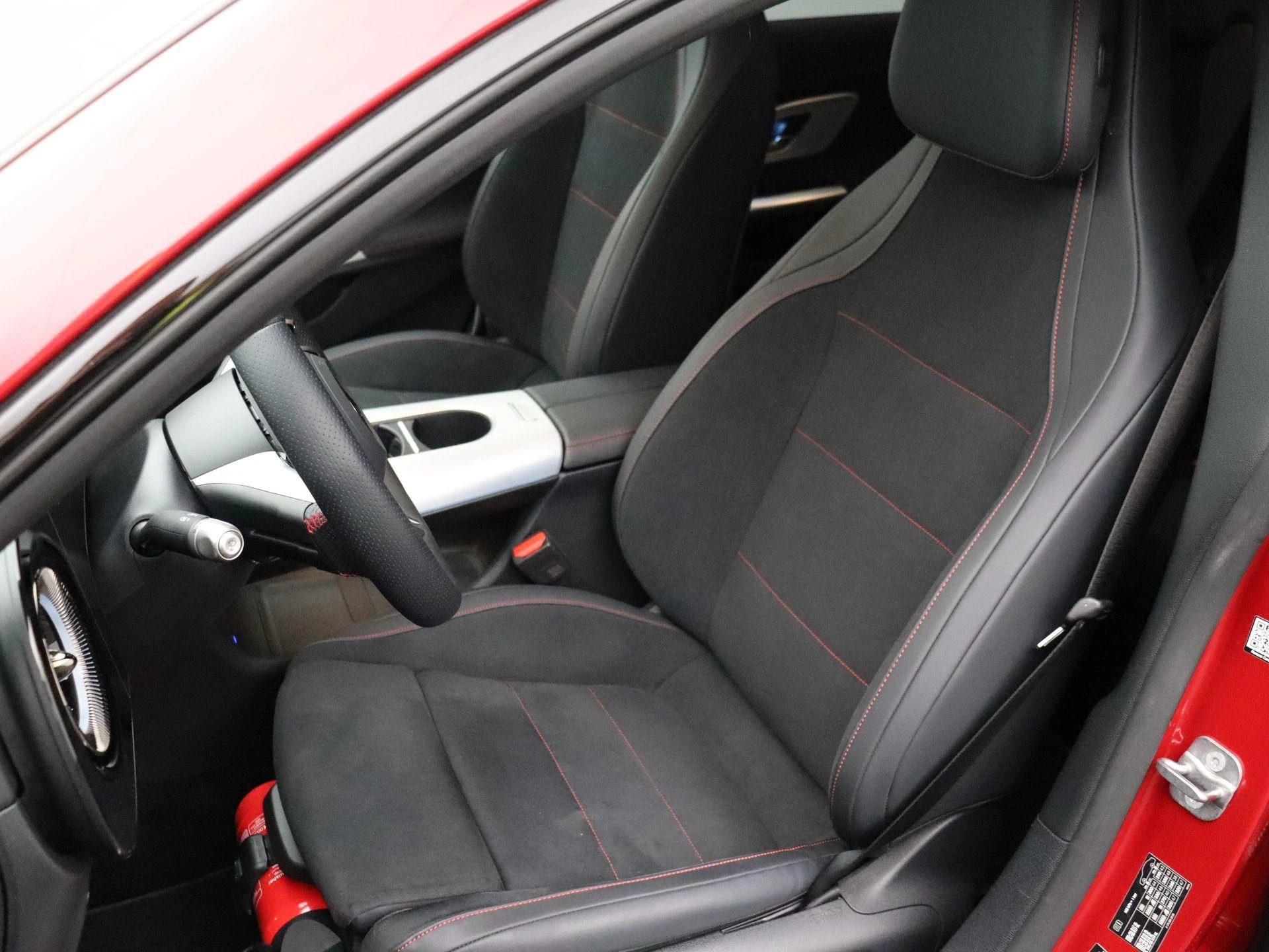 Mercedes-Benz-CLA-image-11