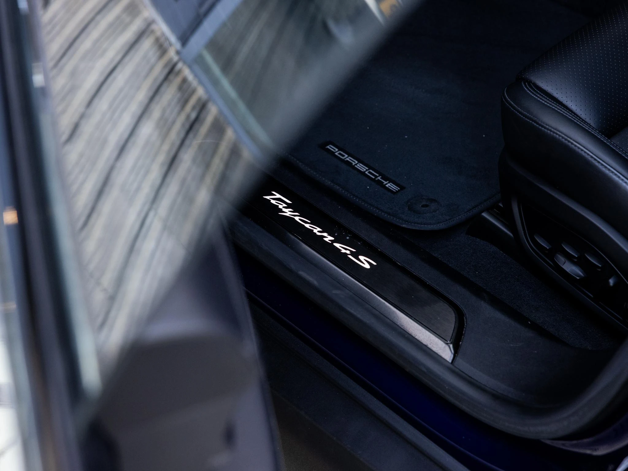 Porsche-Taycan-image-25
