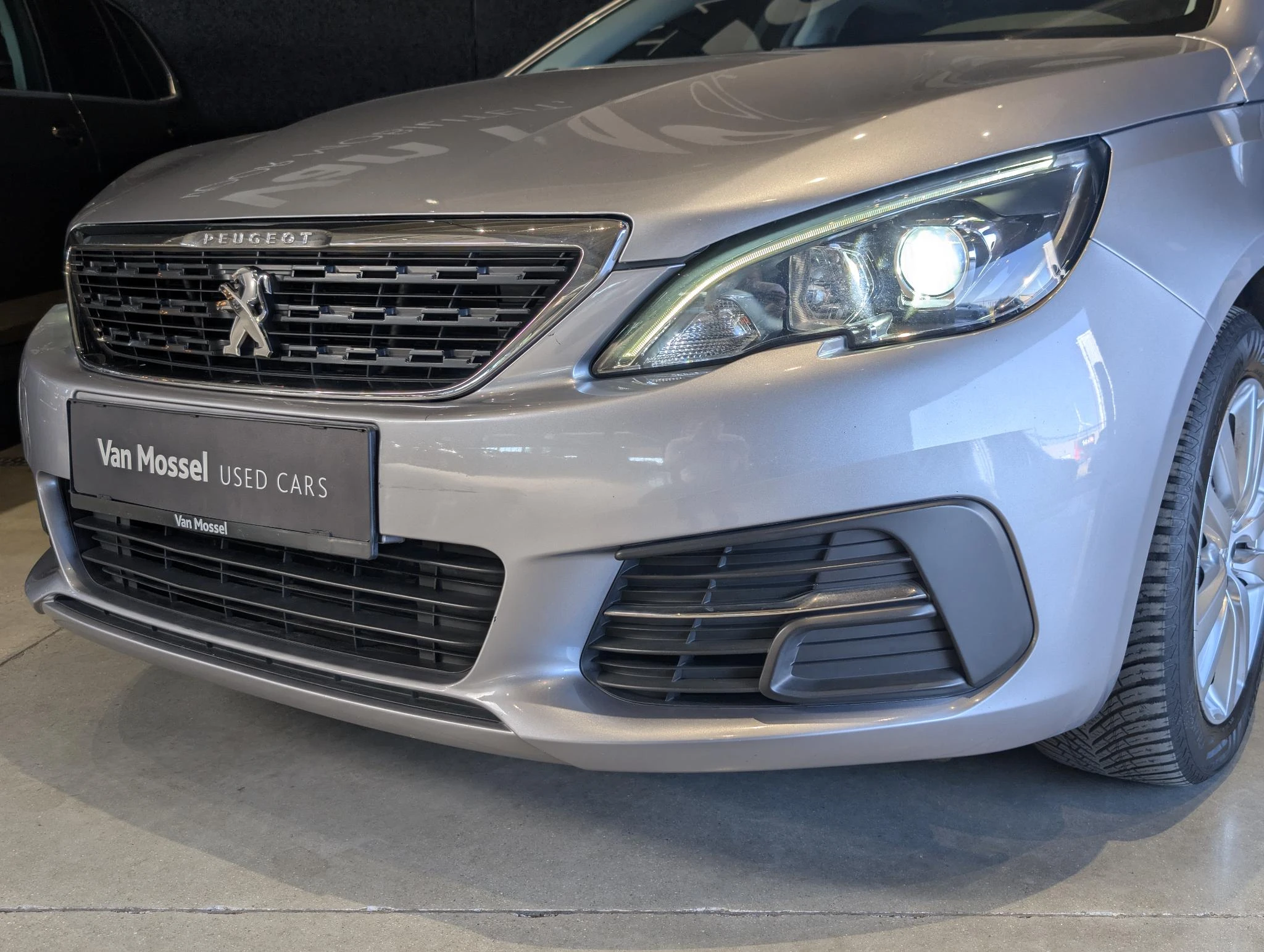 Peugeot-308-image-1