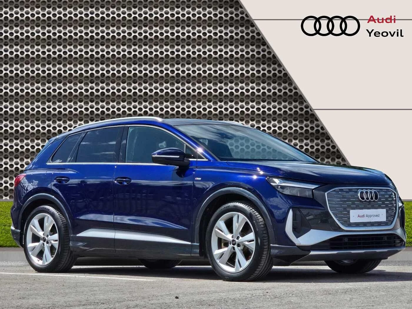 Audi-Q4 e-tron-image-15