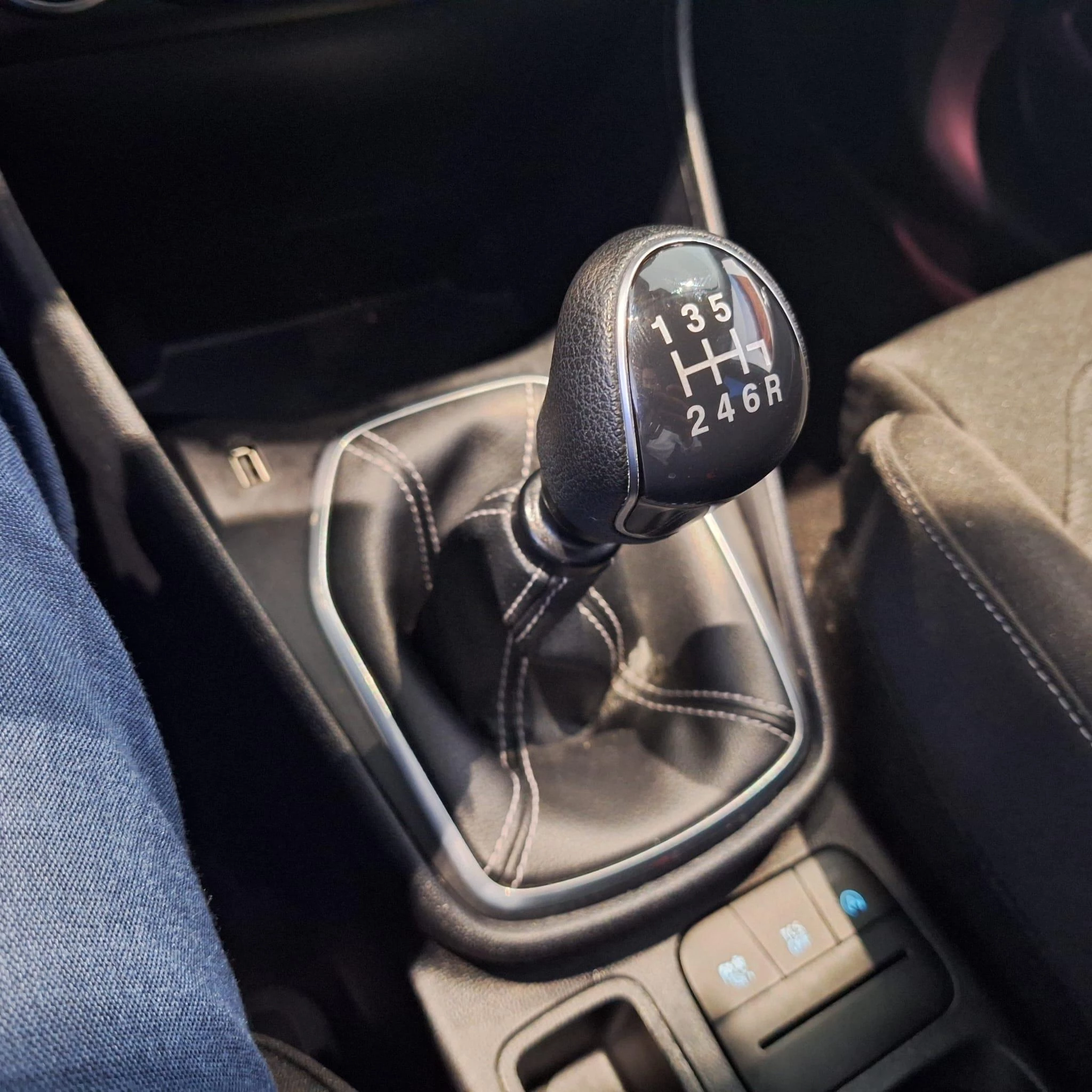 Ford Fiesta 1.0 EcoBoost Hybrid Titanium