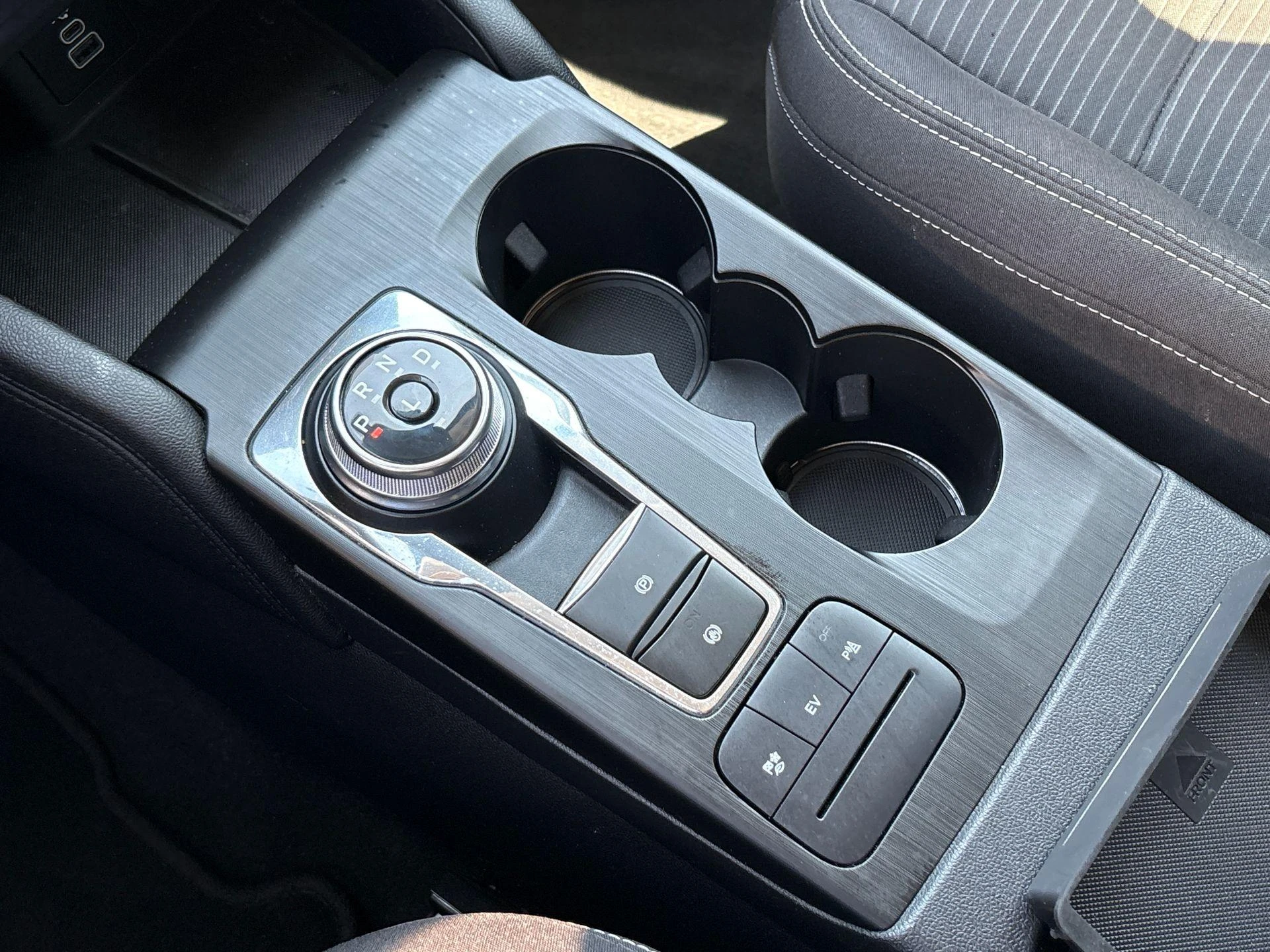 Ford-Kuga-image-22