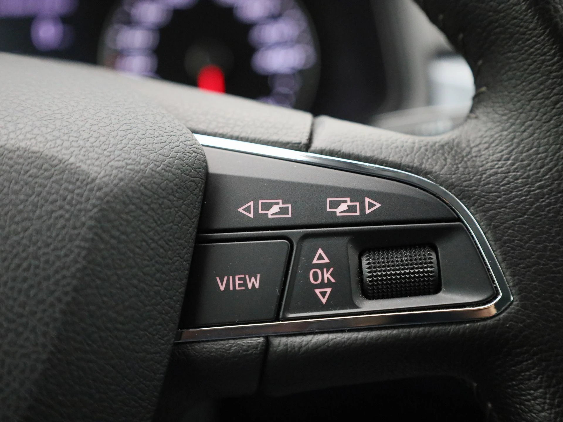 SEAT-Arona-image-22