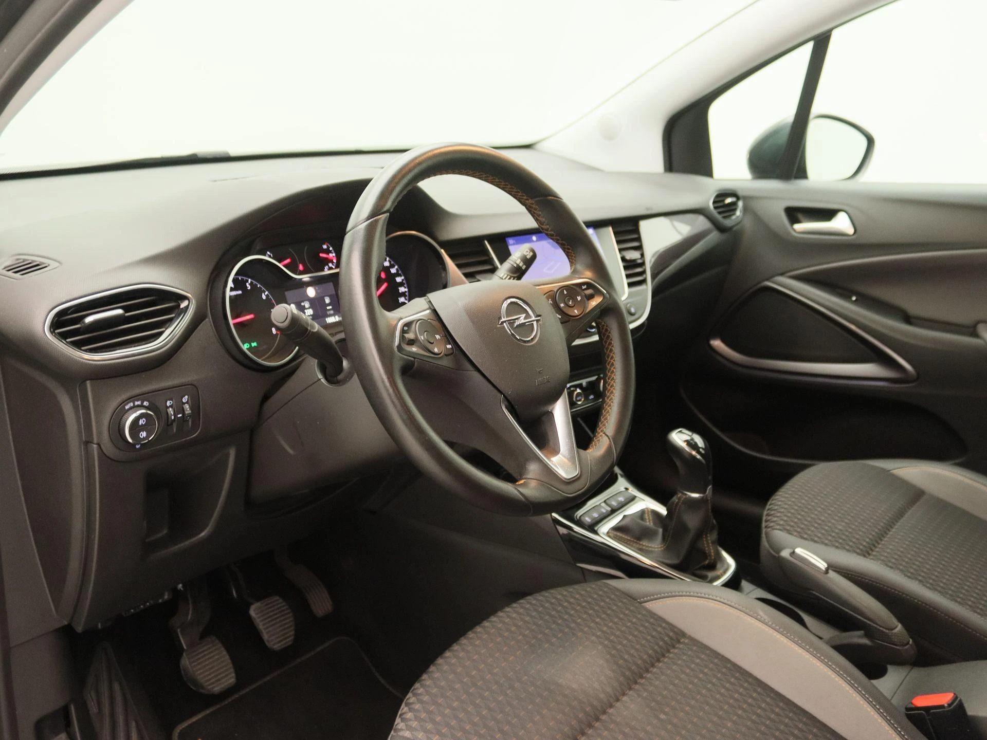 Opel-Crossland X-image-20