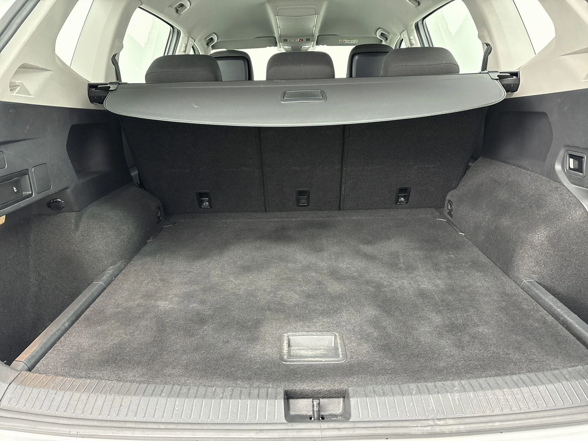 Volkswagen-Tiguan Allspace-image-19