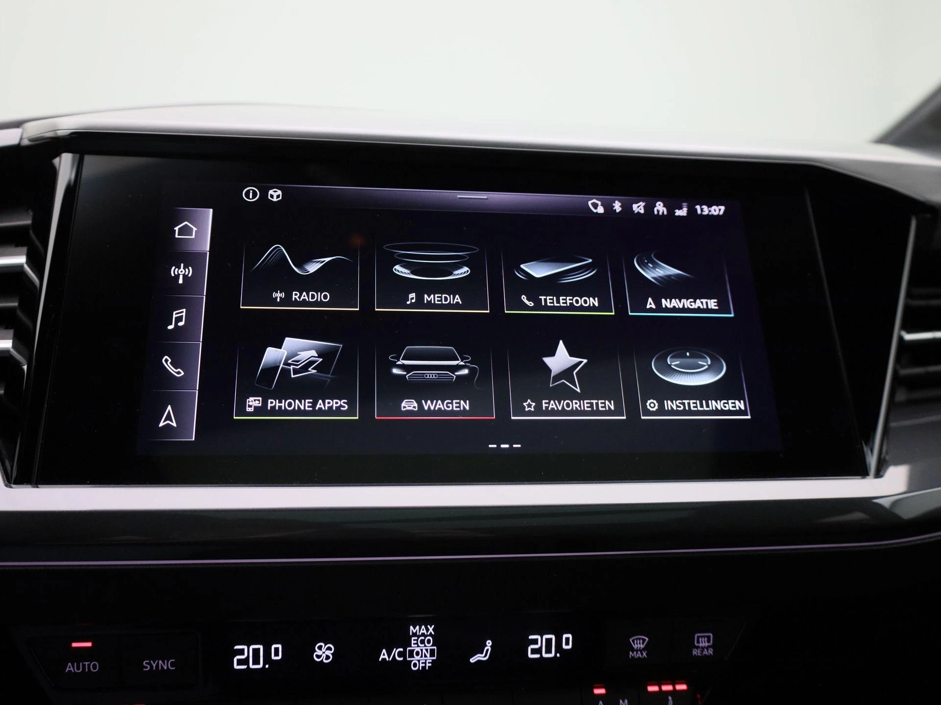 Audi-Q4 e-tron-image-28