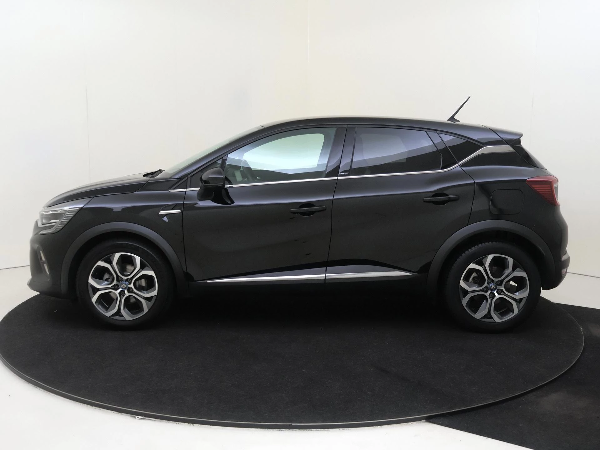 Renault-Captur-image-7