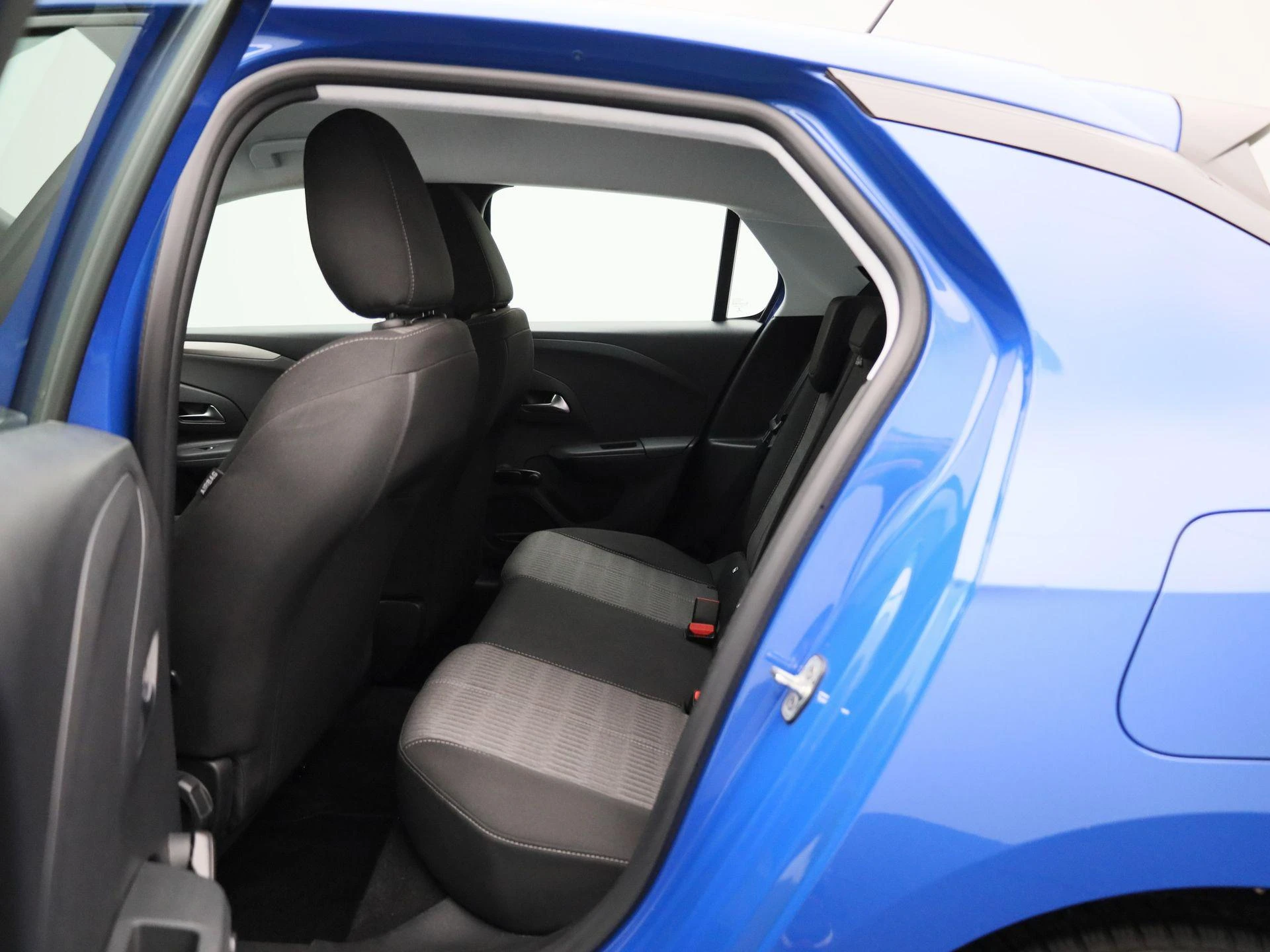Opel-Corsa-image-9