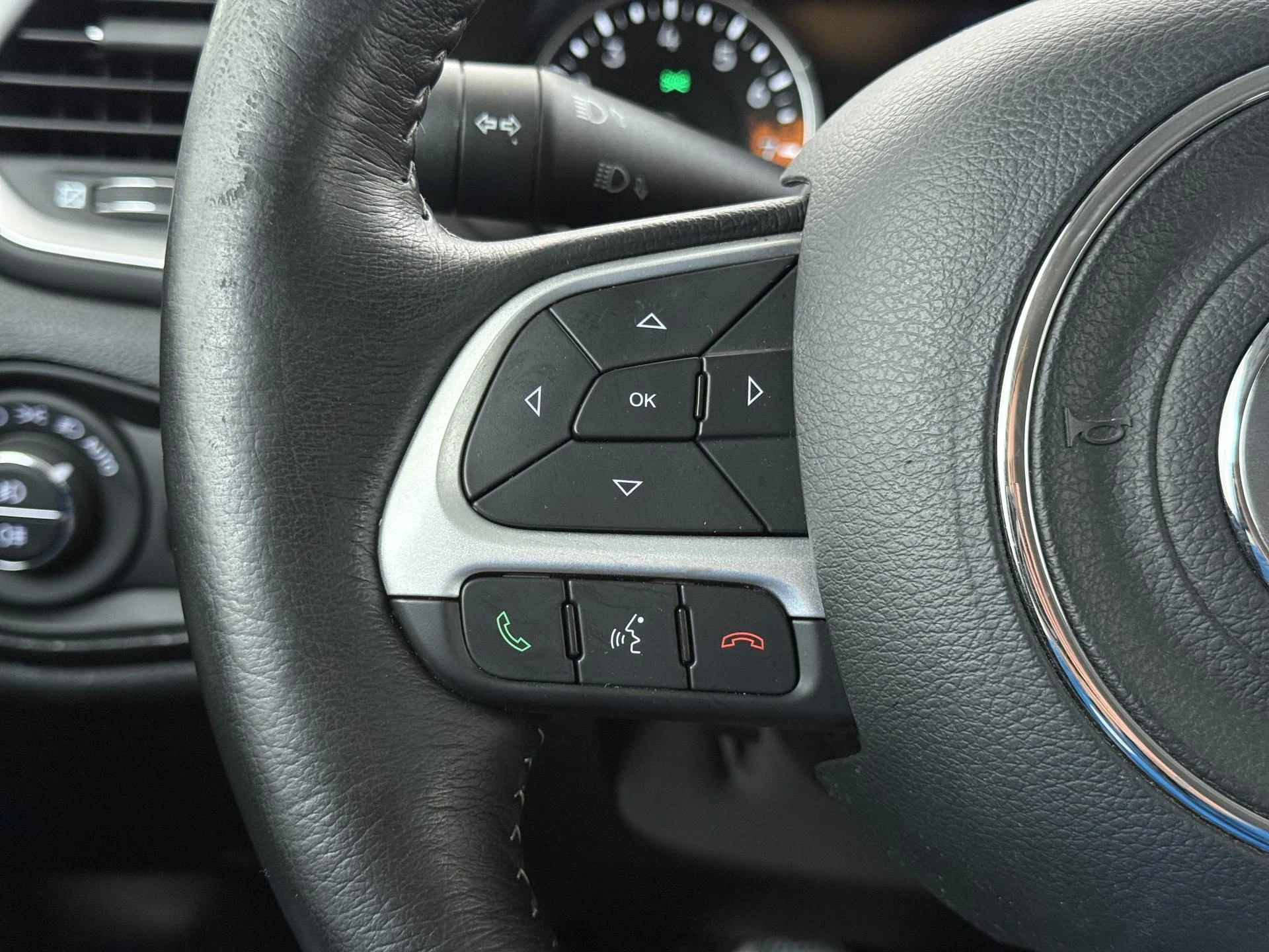 Jeep-Renegade-image-20