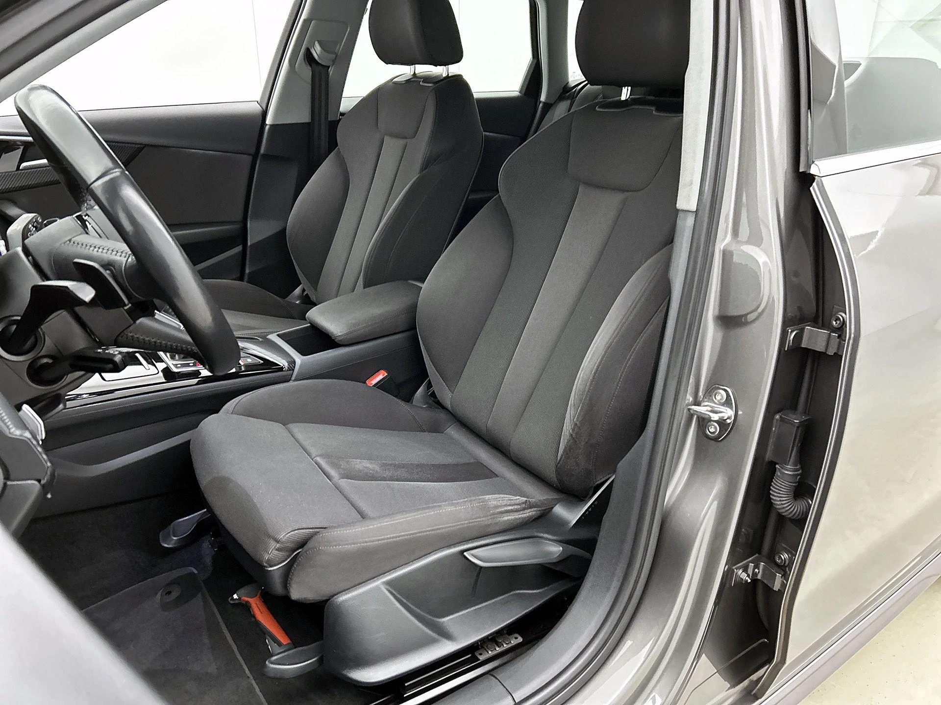 Audi-A4-image-42