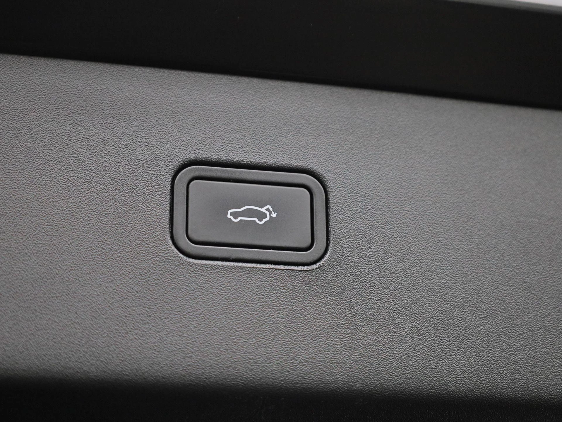 Volvo-EX30-image-13