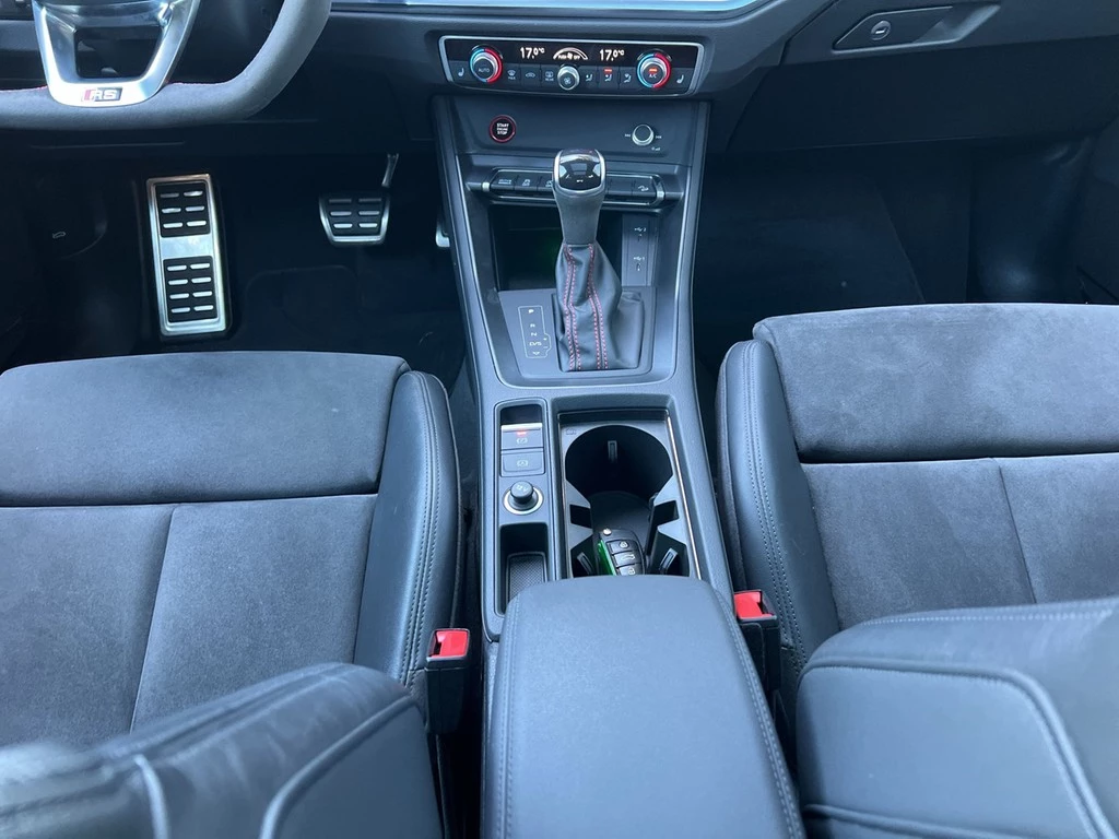 Audi RSQ3 2.5 TFSI quattro S tronic *Navi*Pano*AHK*