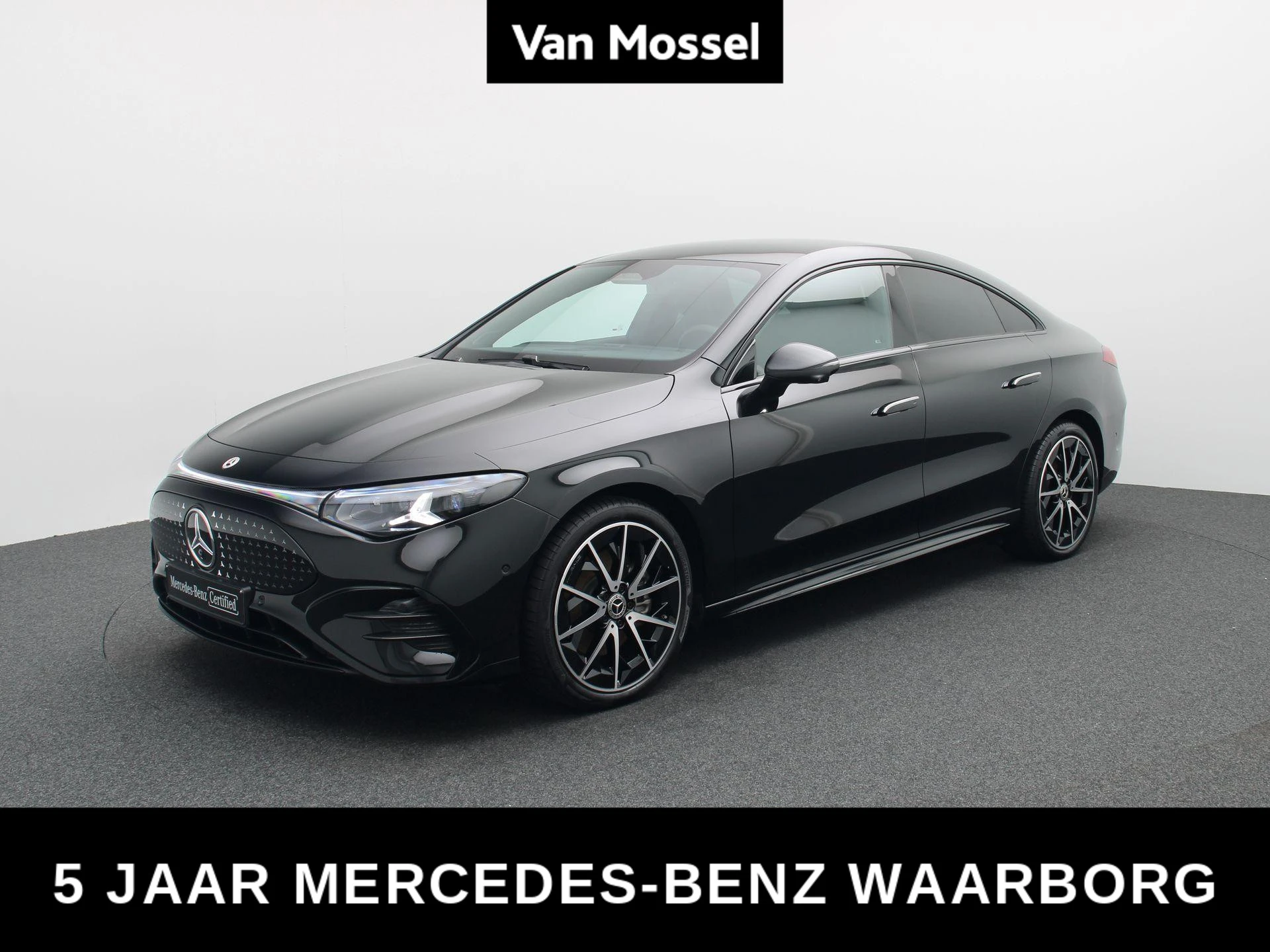 Mercedes-Benz-CLA-image-0
