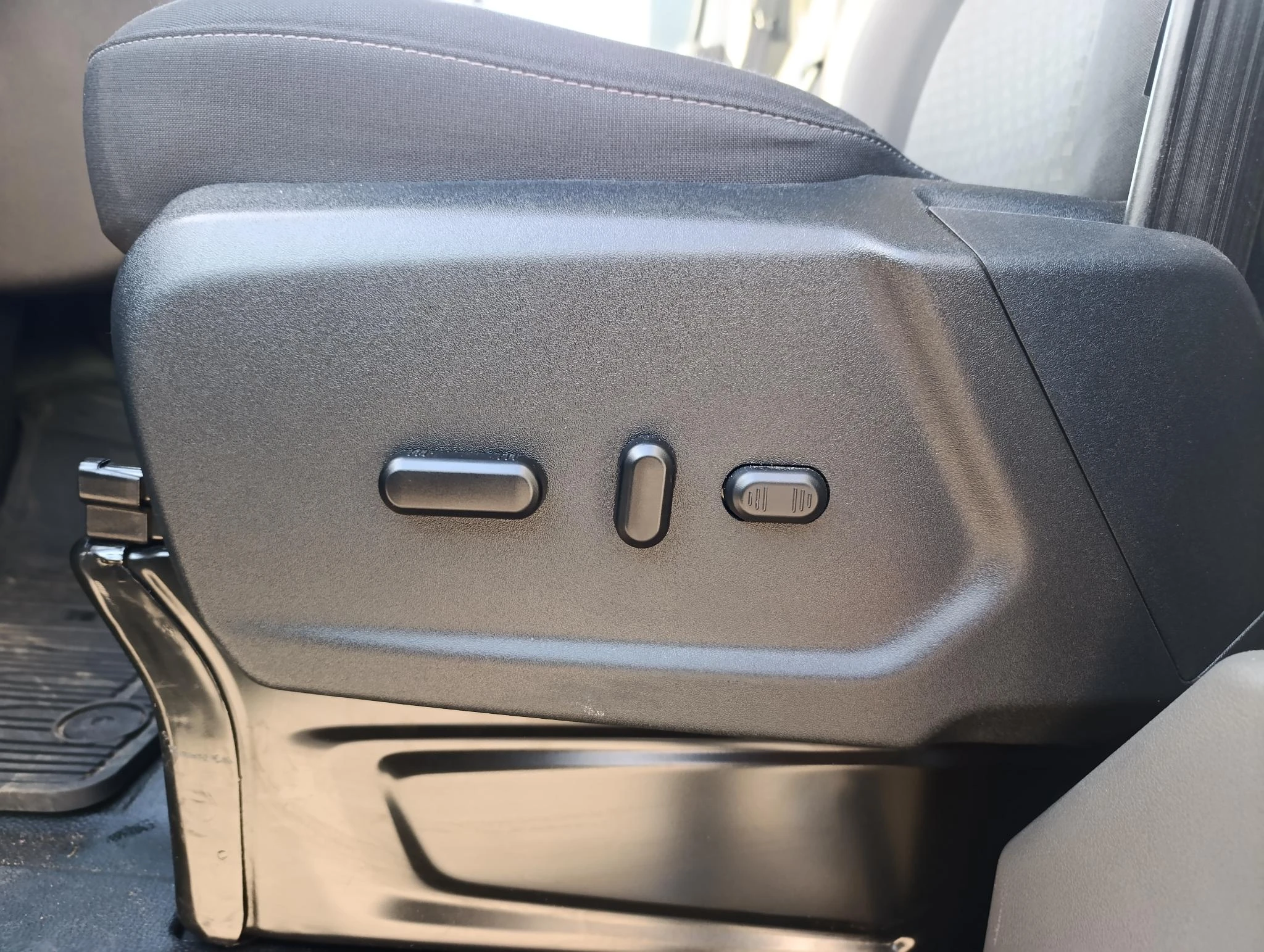 Ford-E-Transit-image-10