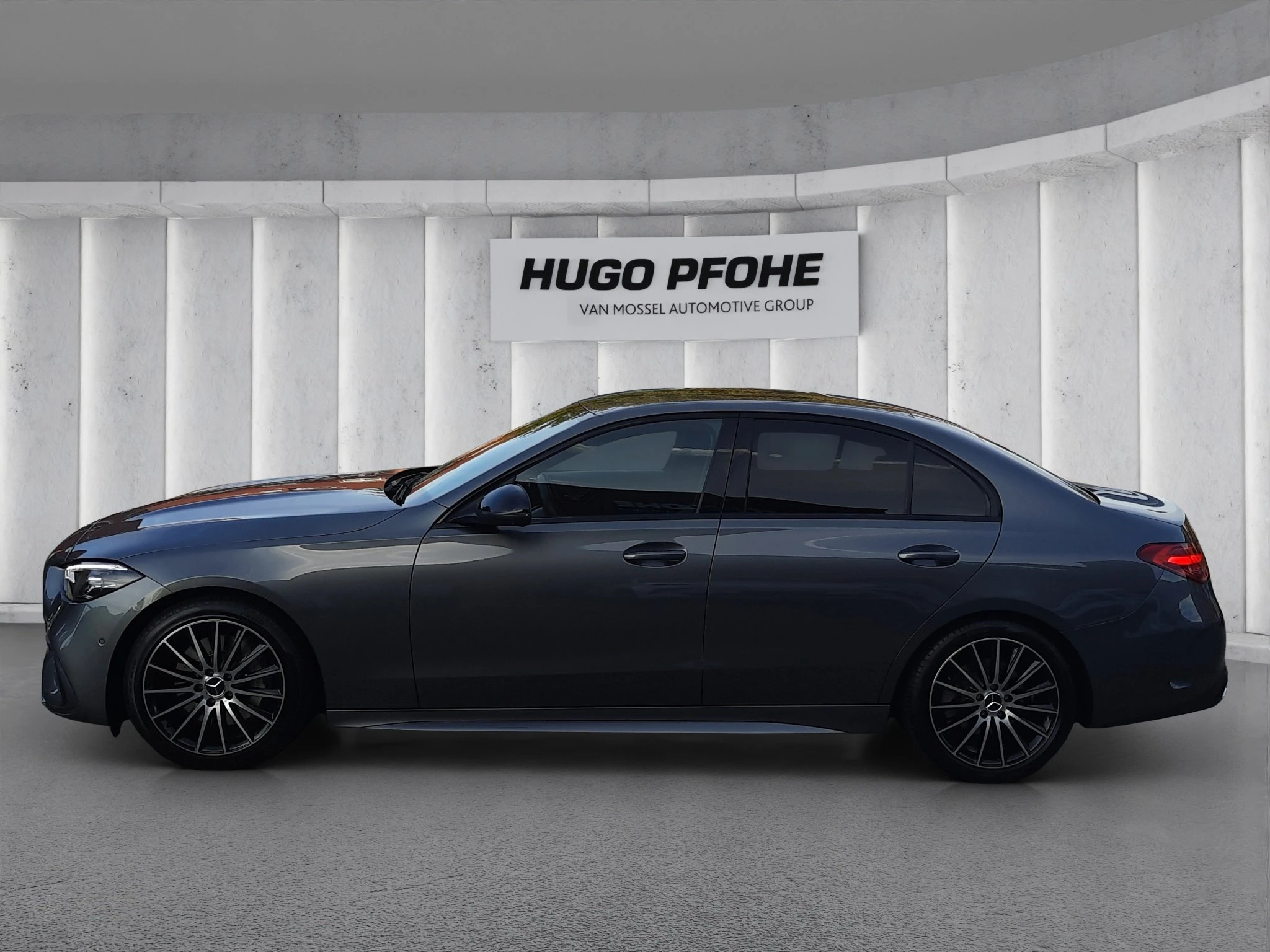 Mercedes-Benz-C-Klasse-image-1
