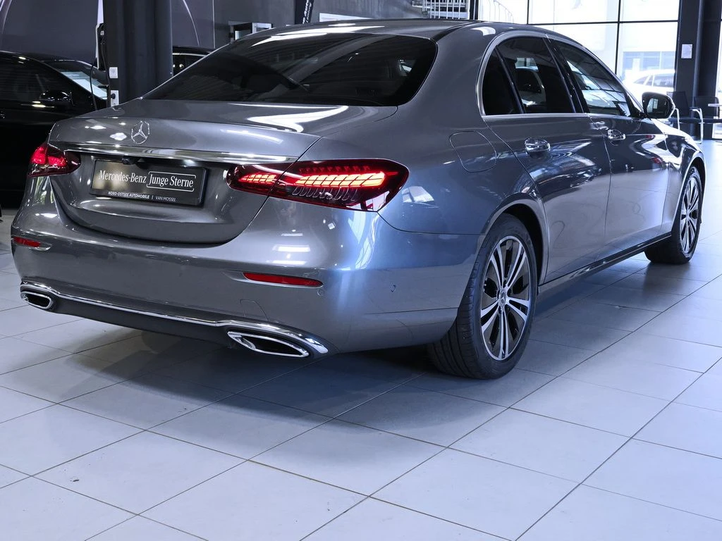 Mercedes-Benz-E-Klasse 400 d-image-5
