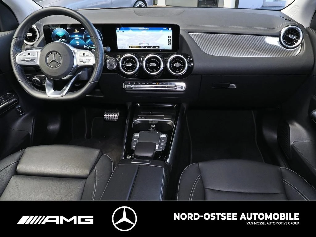 Mercedes-Benz GLA 250 e AMG SHZ MBUX TEMPOMAT AMG Line