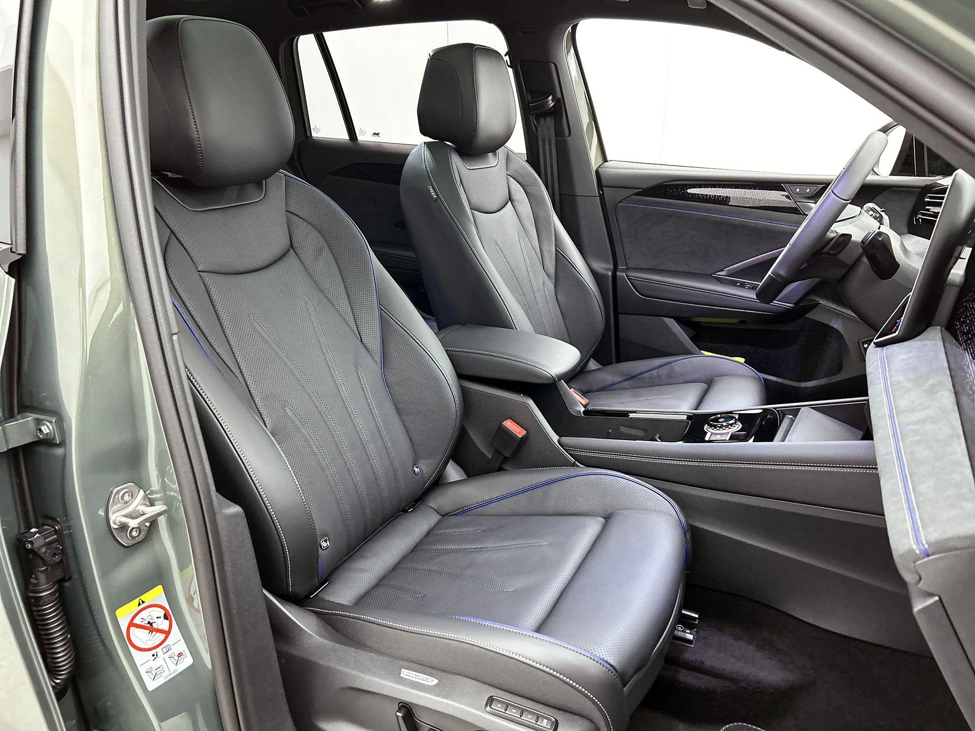 Volkswagen-Tiguan-image-51