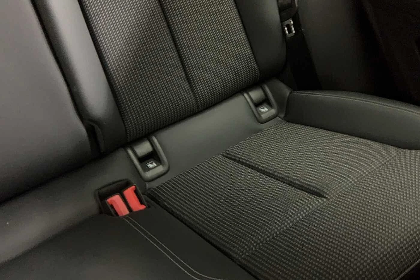 Audi-Q4 e-tron-image-27