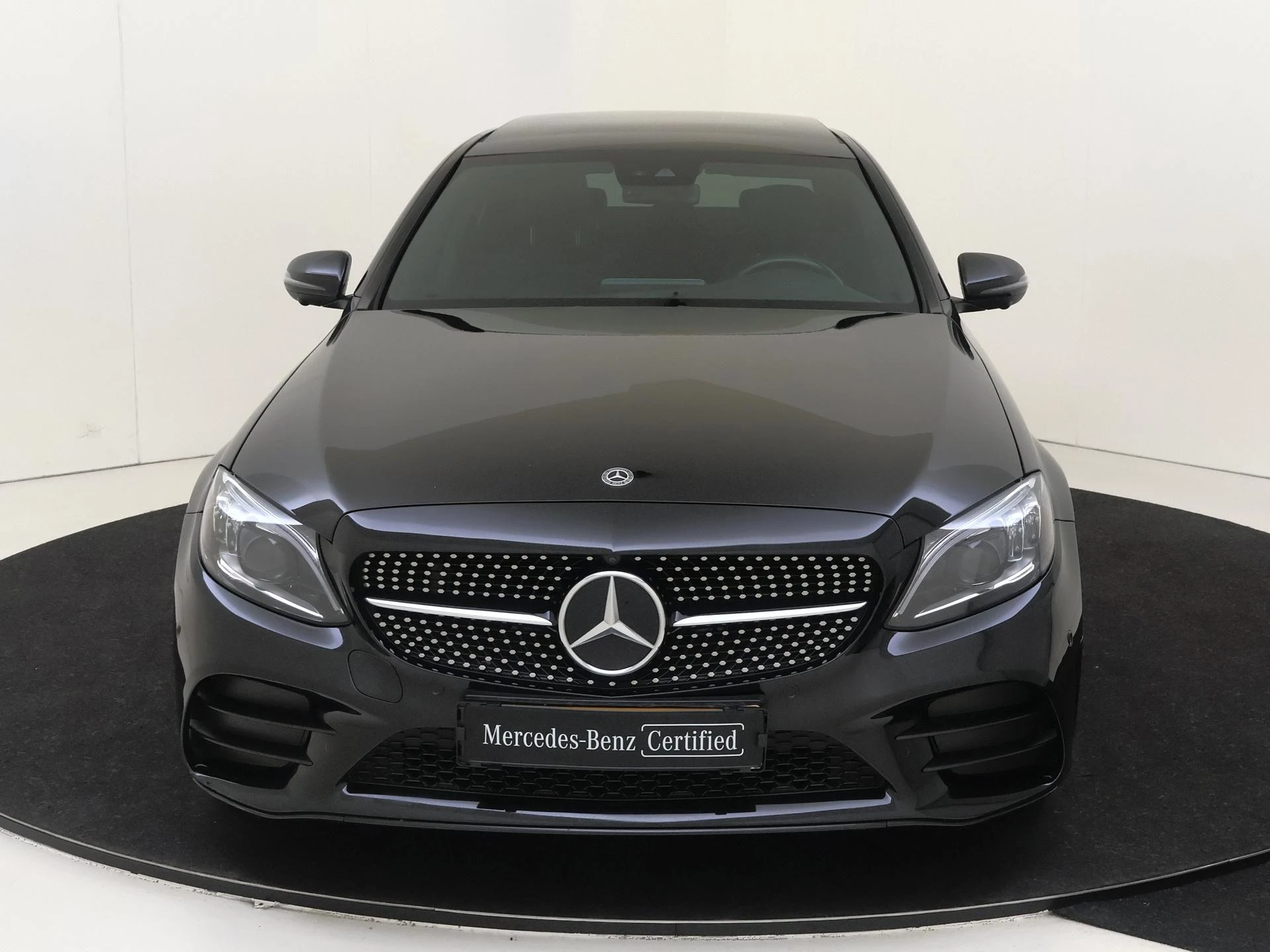 Mercedes-Benz C-Klasse 180 Premium Plus Pack