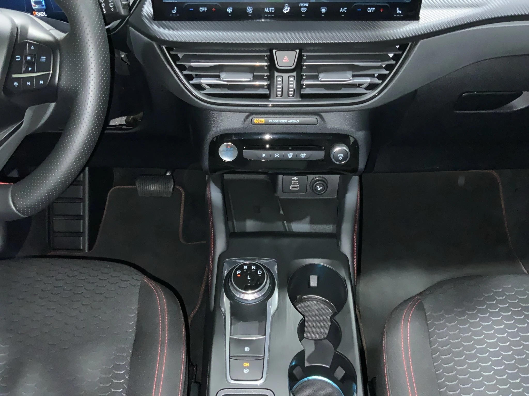 Ford-Kuga-image-13