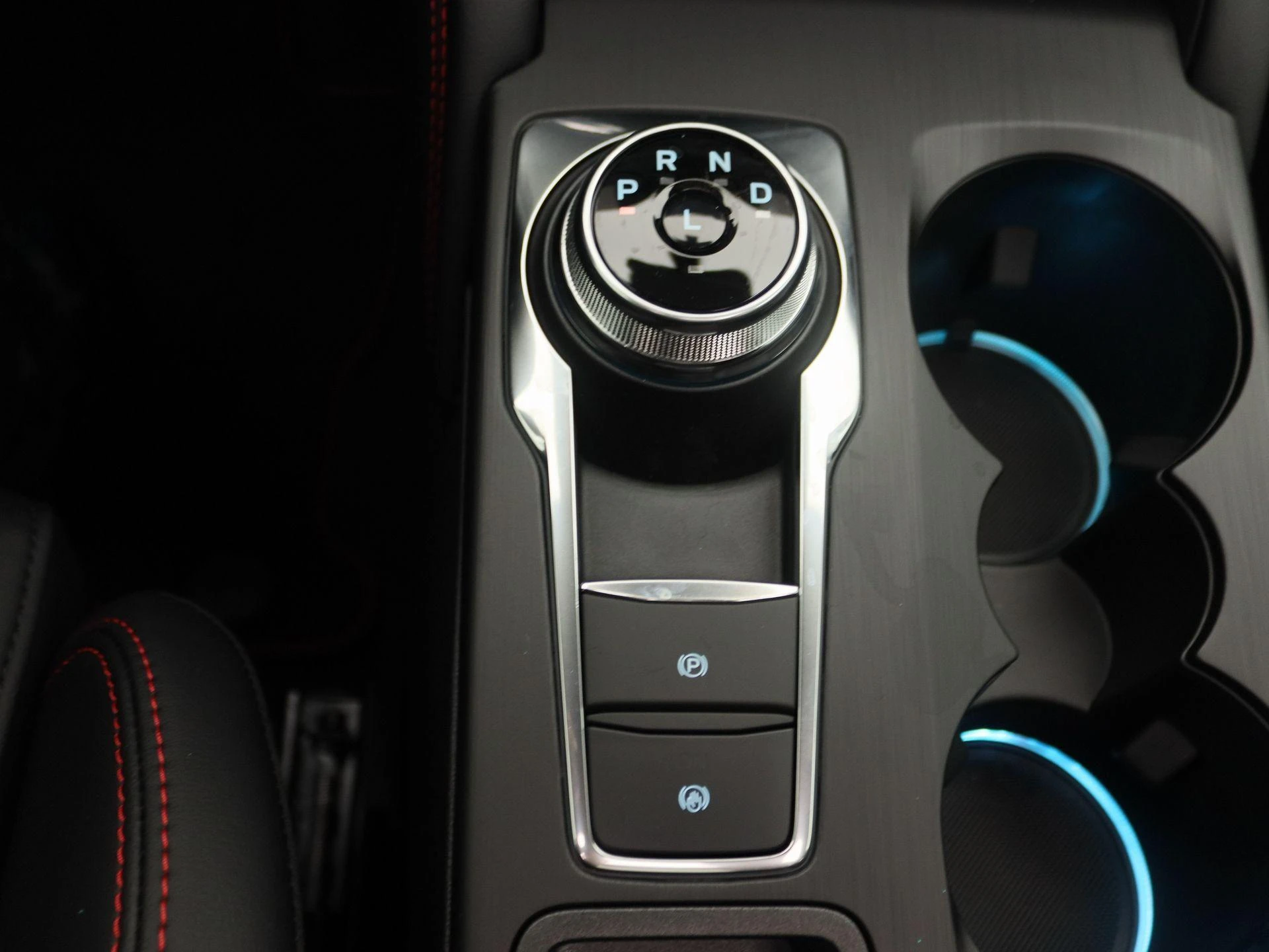 Ford-Kuga-image-10