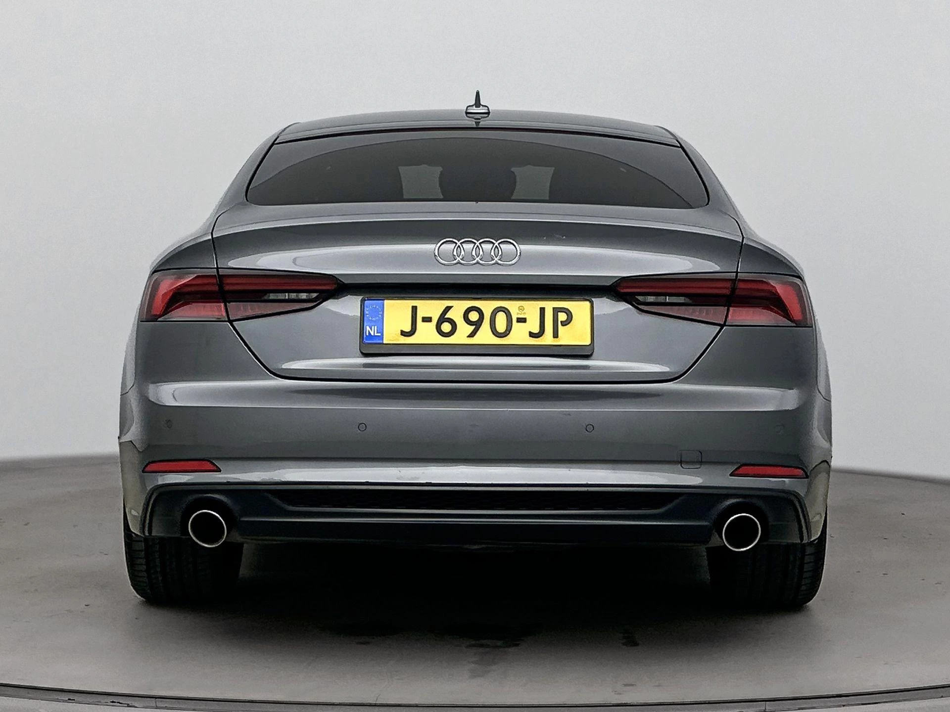 Audi-A5-image-2