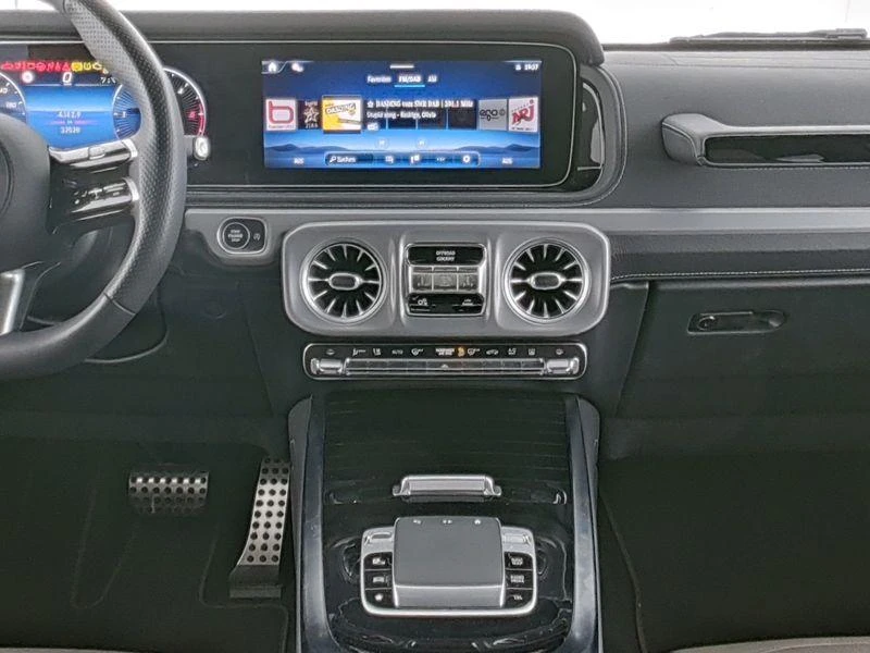 Mercedes-Benz-G-Klasse-image-2