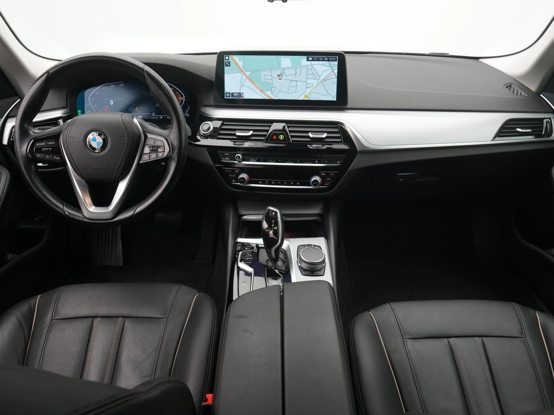 BMW-5 Serie-image-6