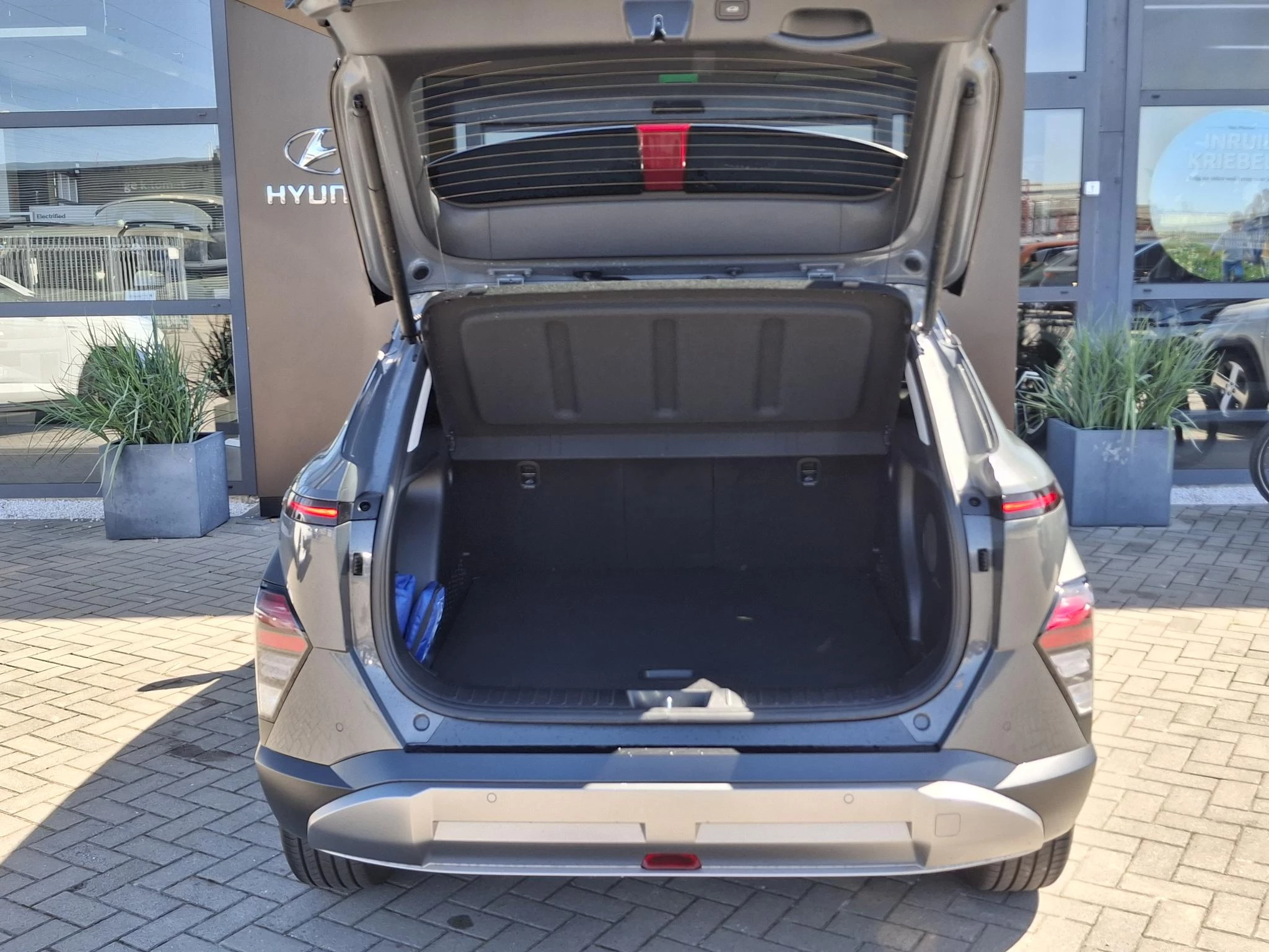 Hyundai Kona 1.6 GDI HEV Premium Sky