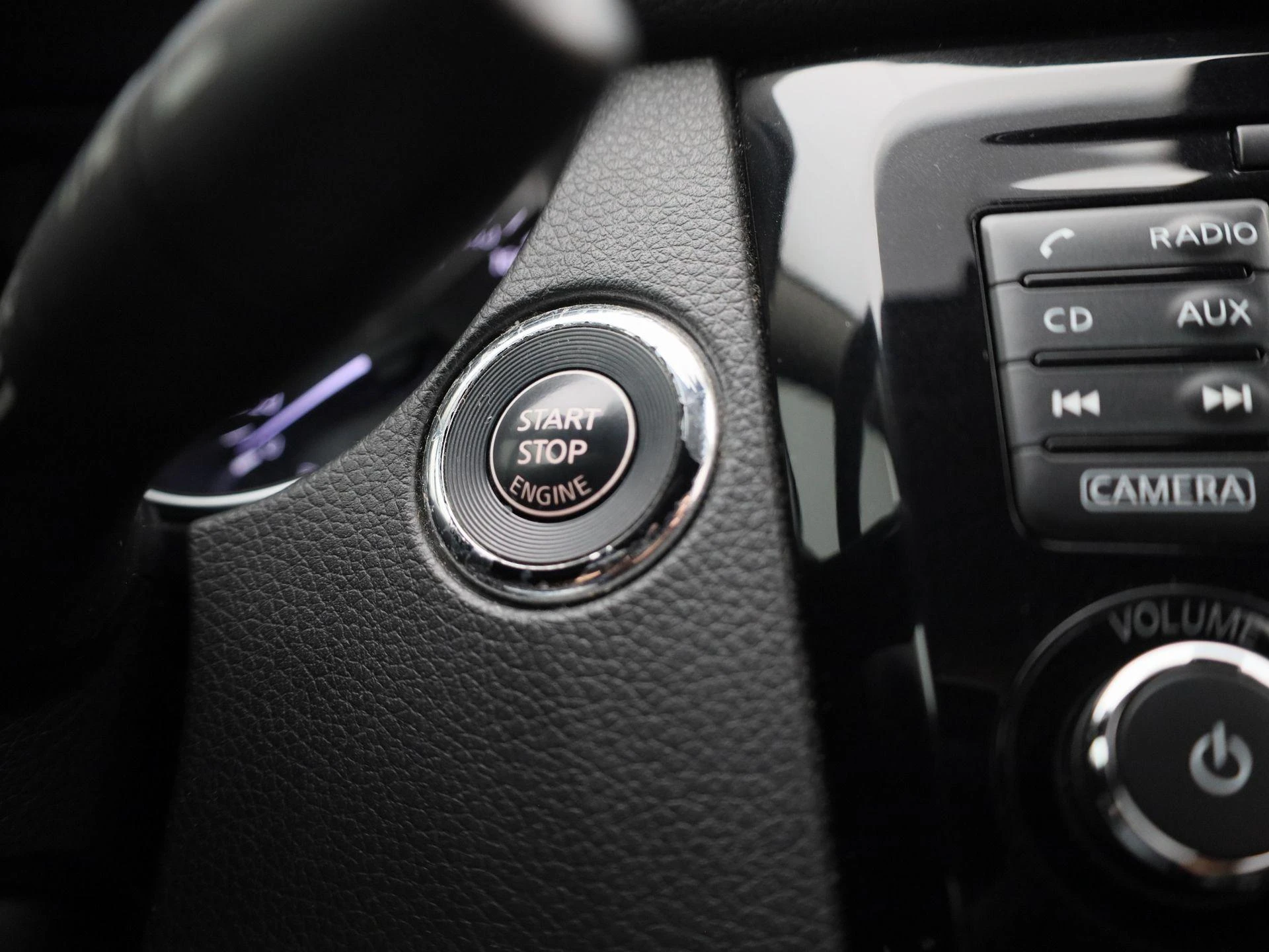 Nissan-QASHQAI-image-24