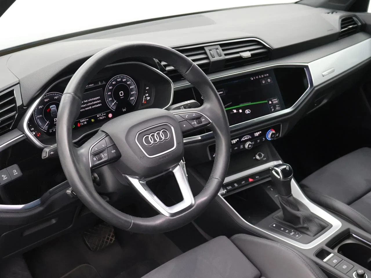 Audi-Q3-image-28