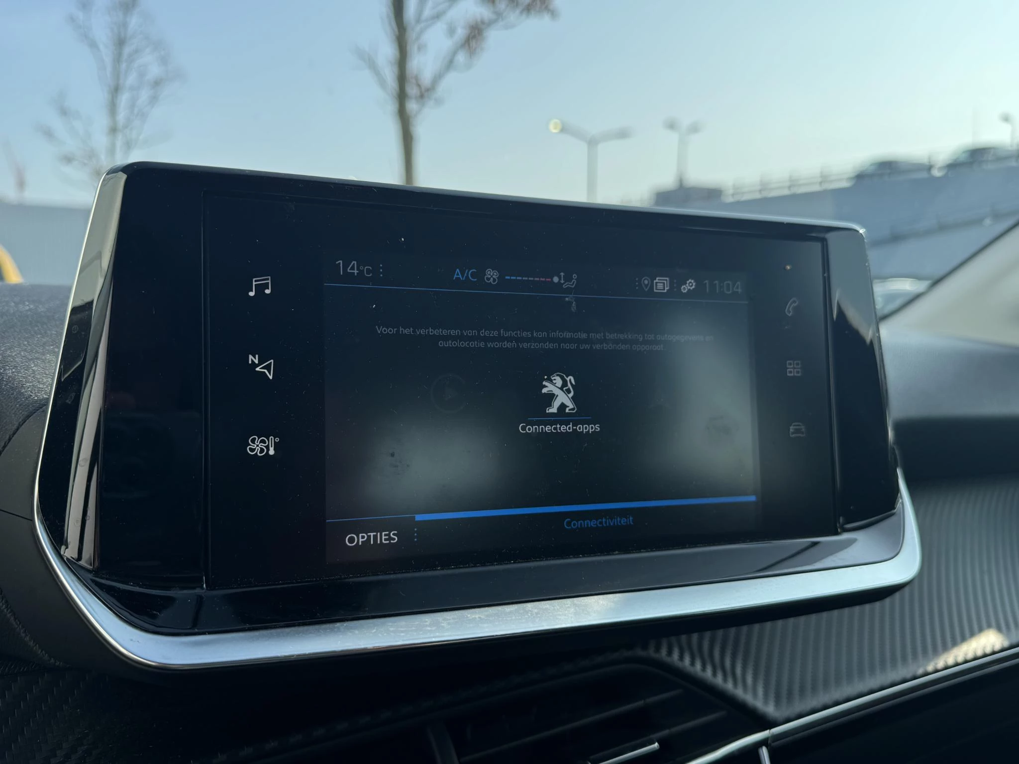 Peugeot-208-image-20