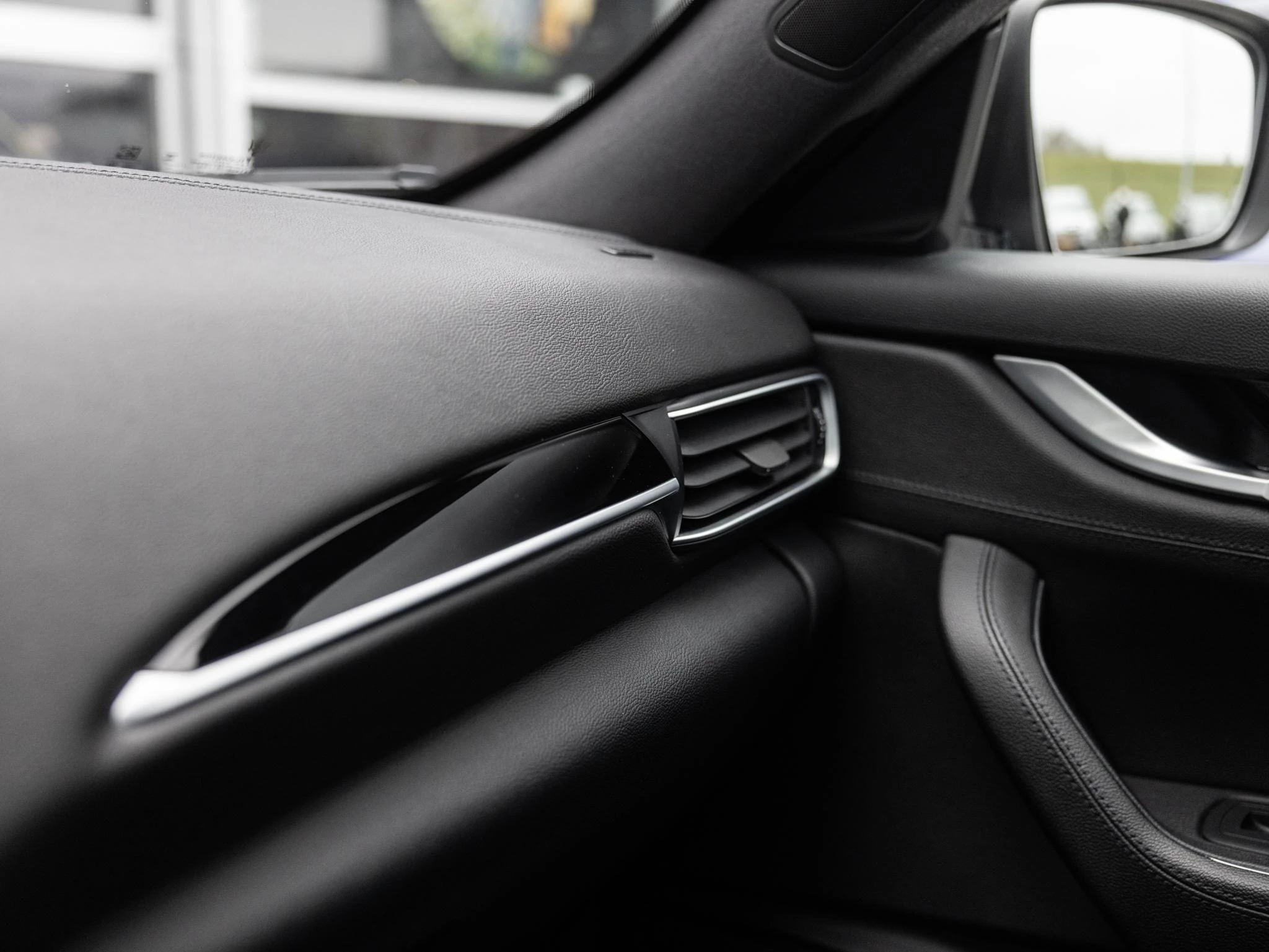 Maserati-Levante-image-57