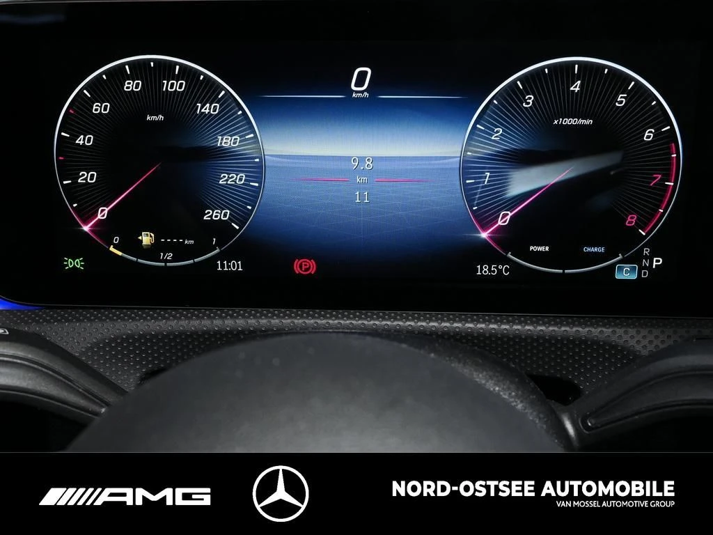 Mercedes-Benz CLA 180 AMG NIGHT PANO WINTER-PAKET 19Z DISTR. AMG Line