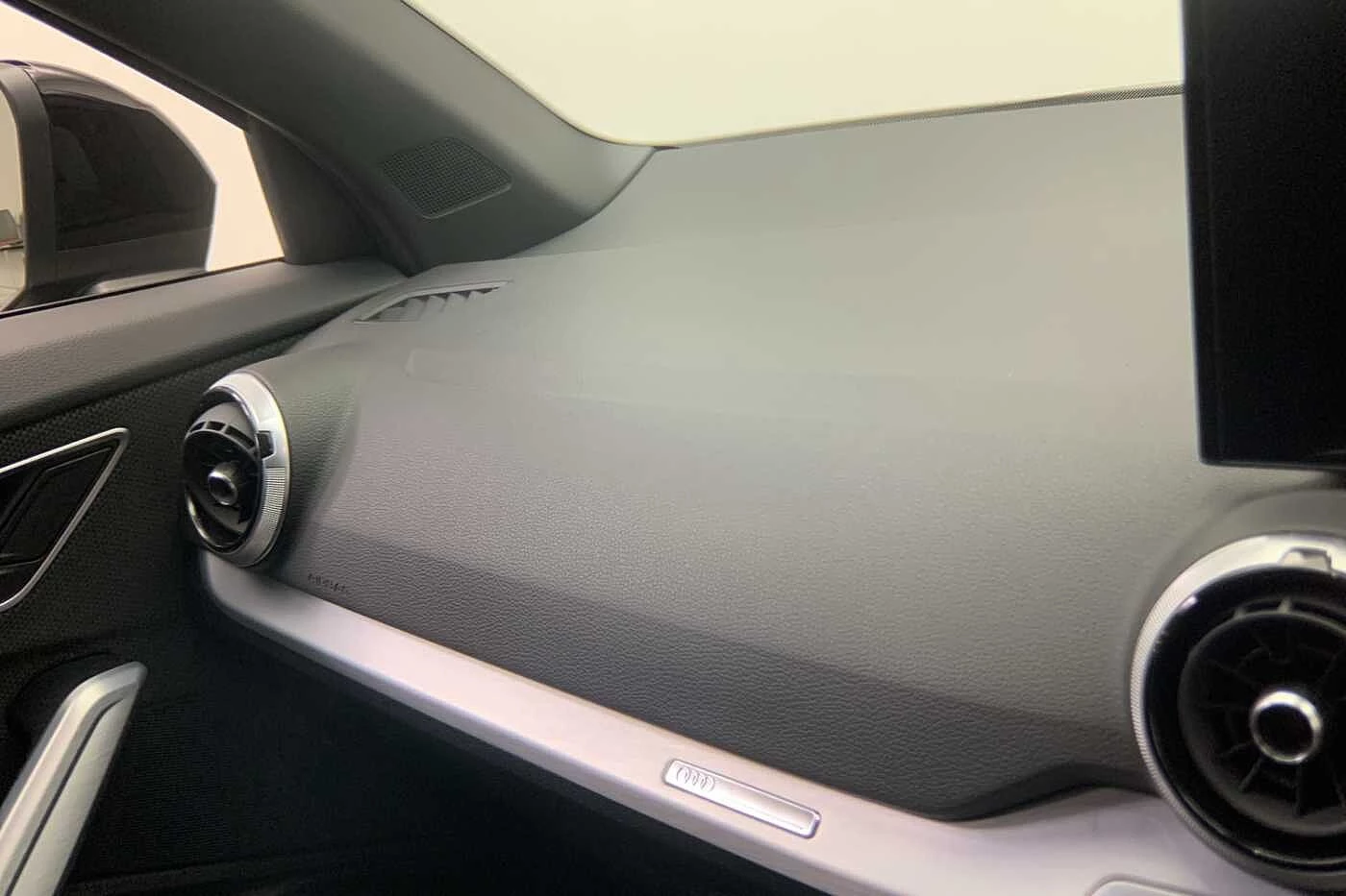 Audi-Q2-image-18