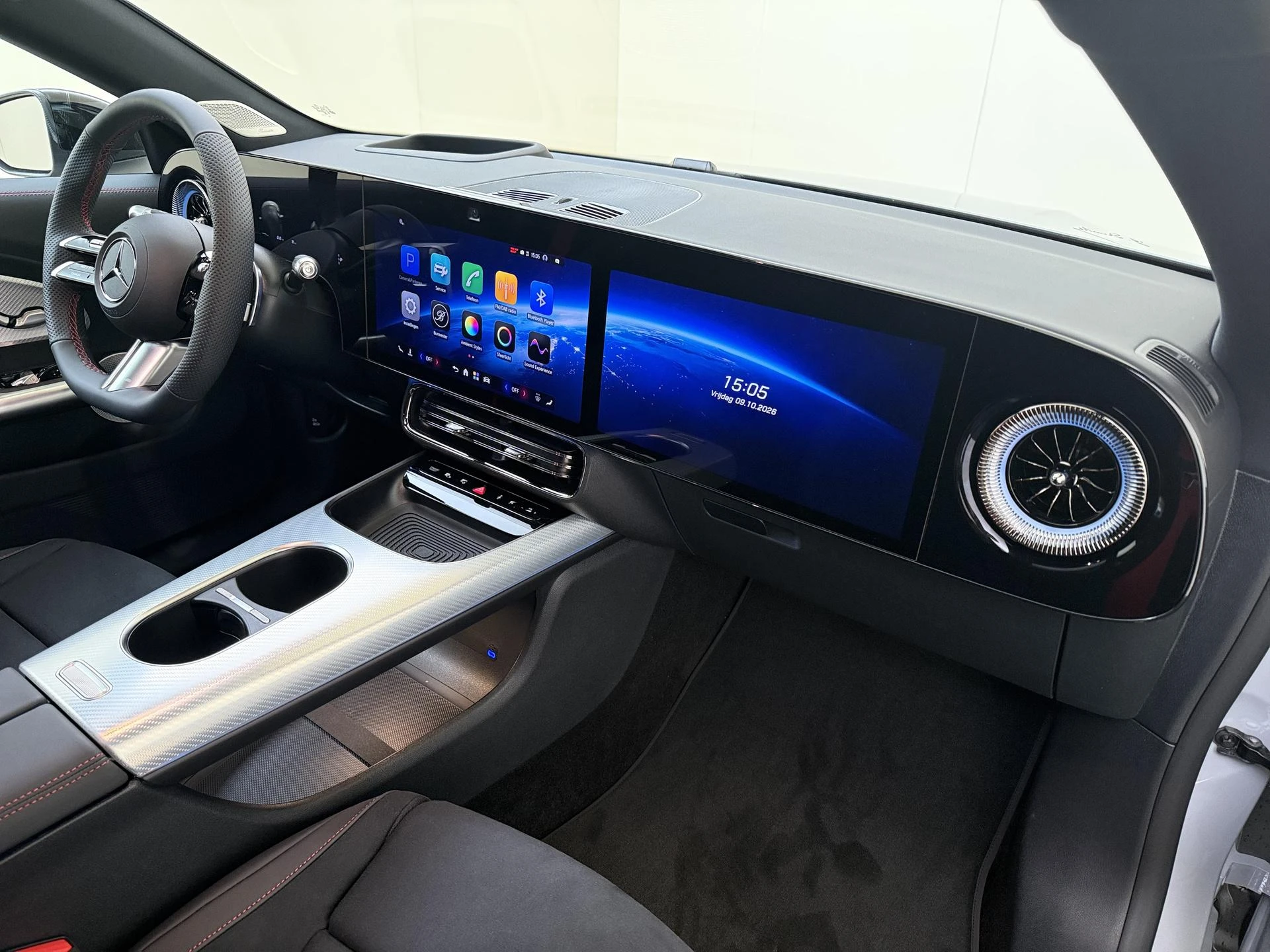 Mercedes-Benz-CLA-image-4