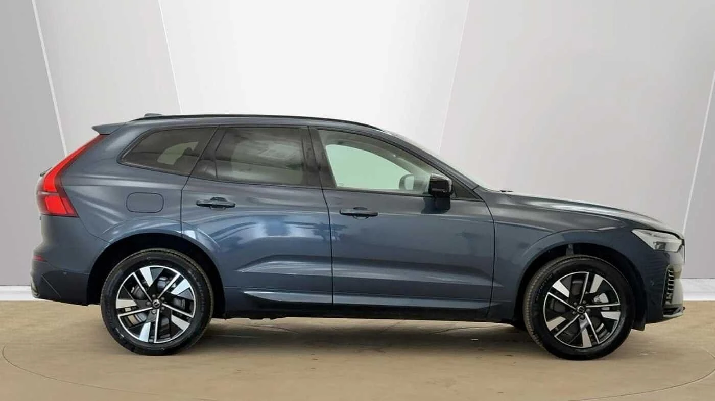 Volvo XC60 T6 AWD PHEV Electric/Petrol Plus Dark