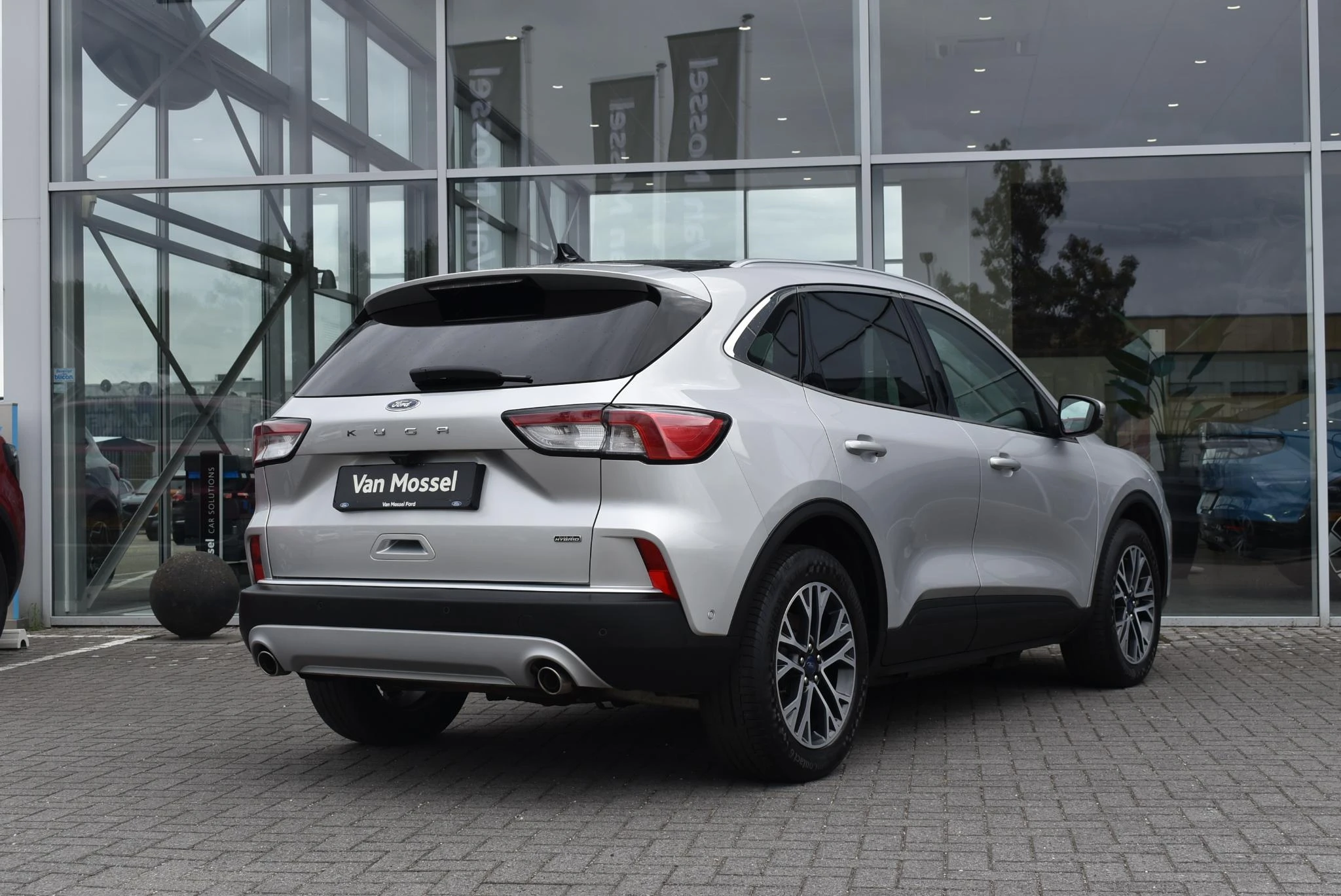 Ford-Kuga-image-4