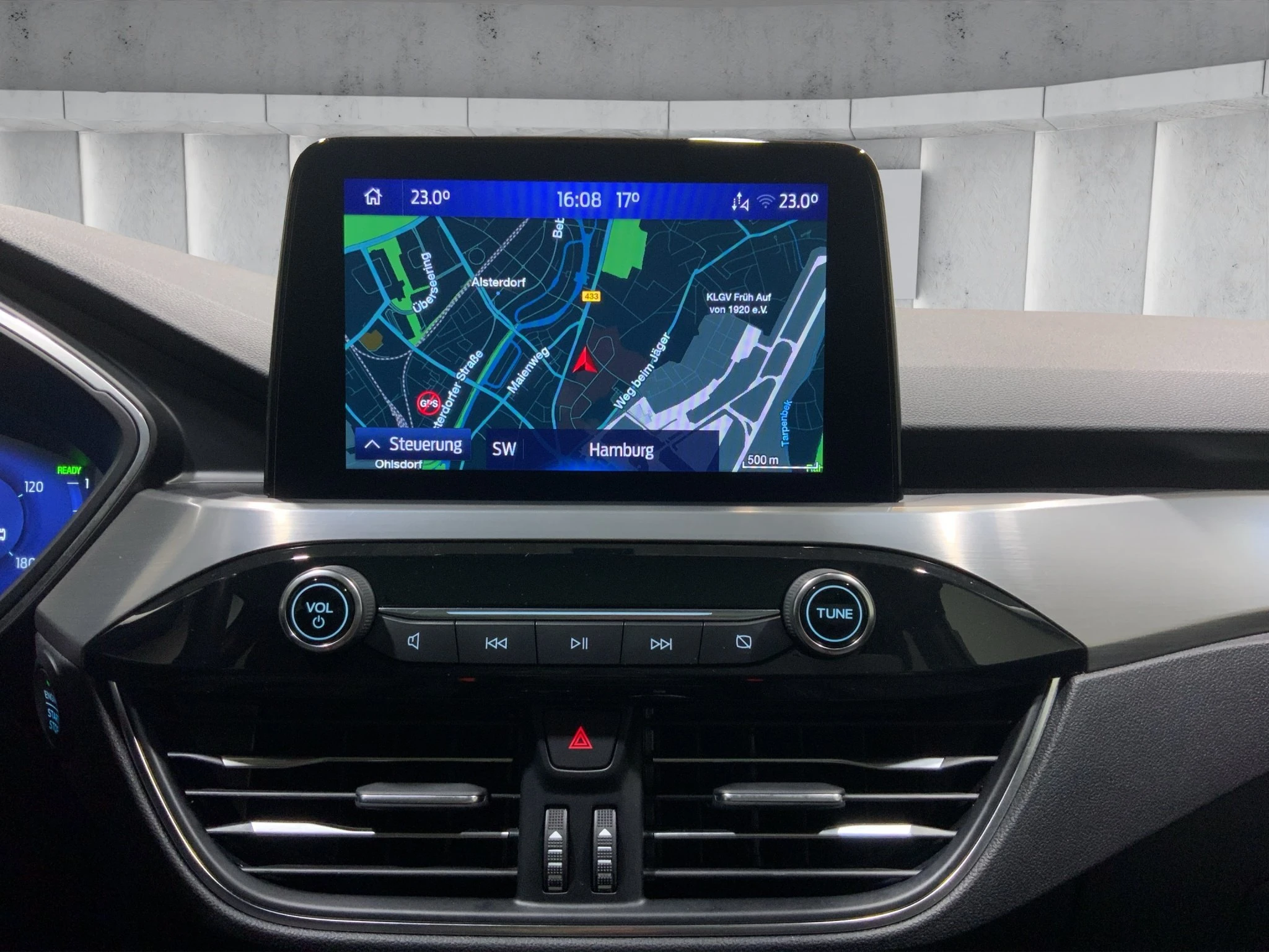 Ford-Kuga-image-14