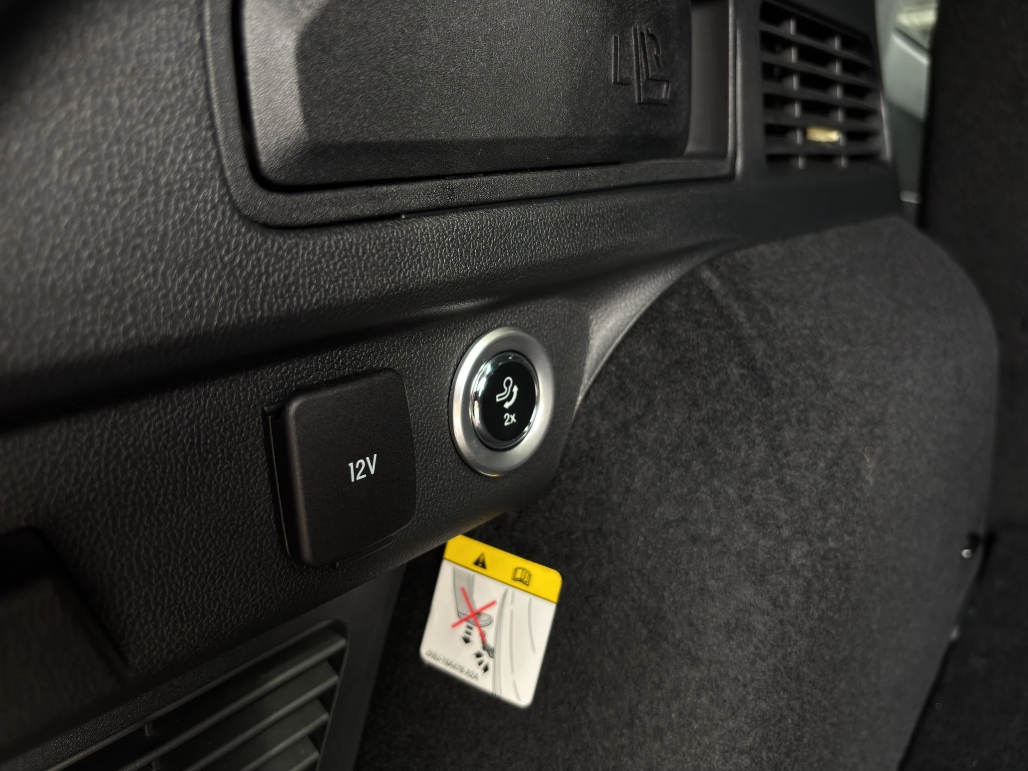Ford Kuga ST-Line X Aut.*PANO*AHK*360GRAD*LED-MATRIX*NAVI*GRA*WINTER-PKT.