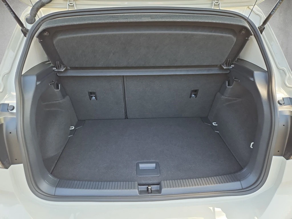Volkswagen-T-Cross-image-4