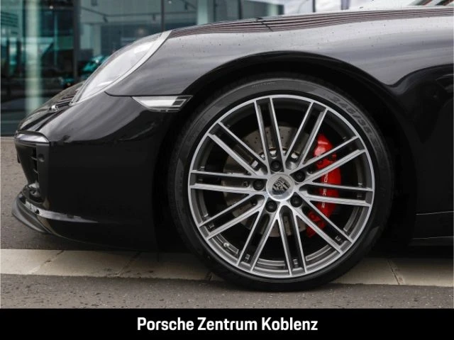 Porsche-911-image-10