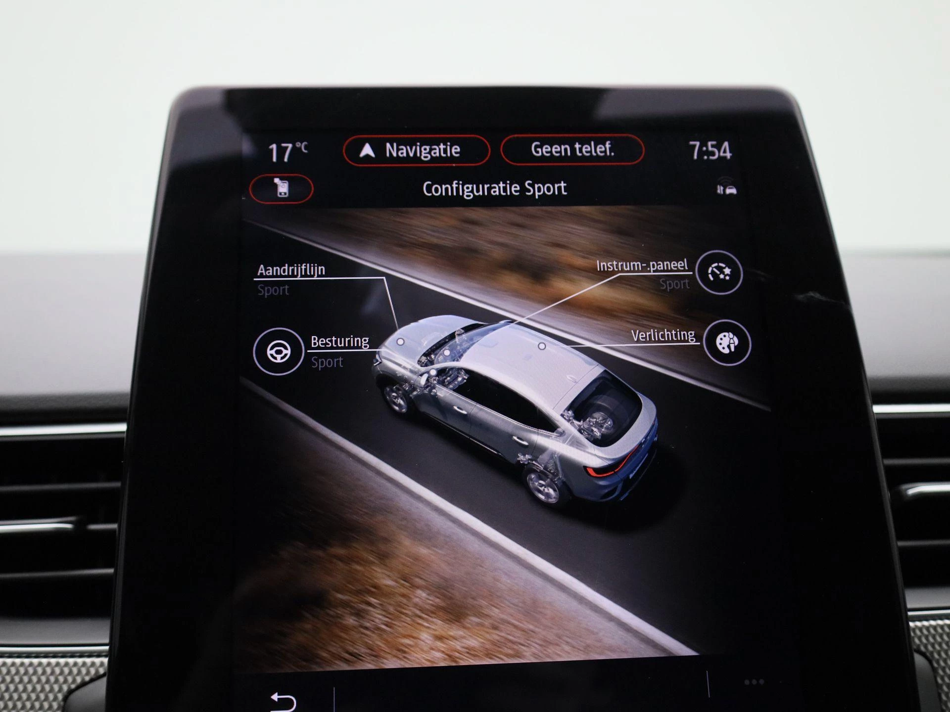 Renault-Arkana-image-28