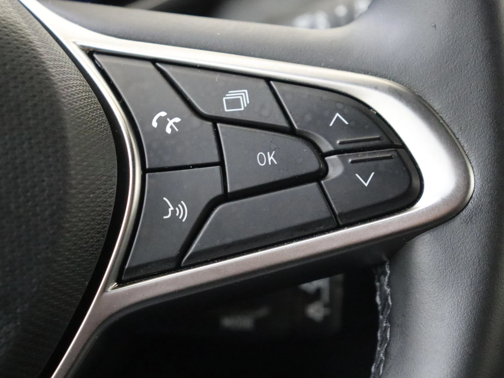 Renault-Clio-image-22