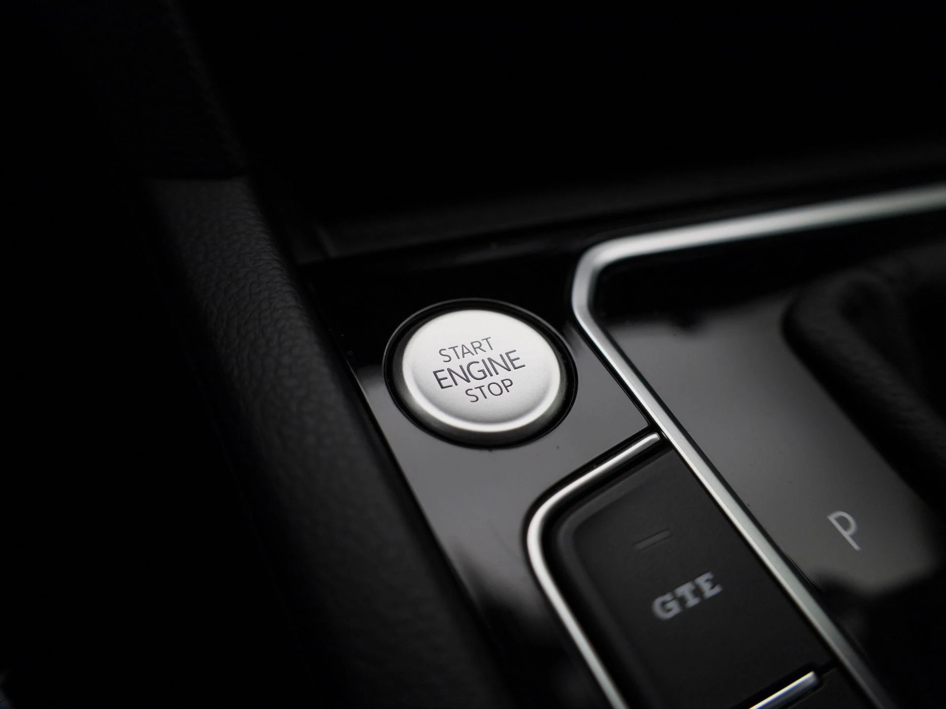 Volkswagen-Passat-image-24