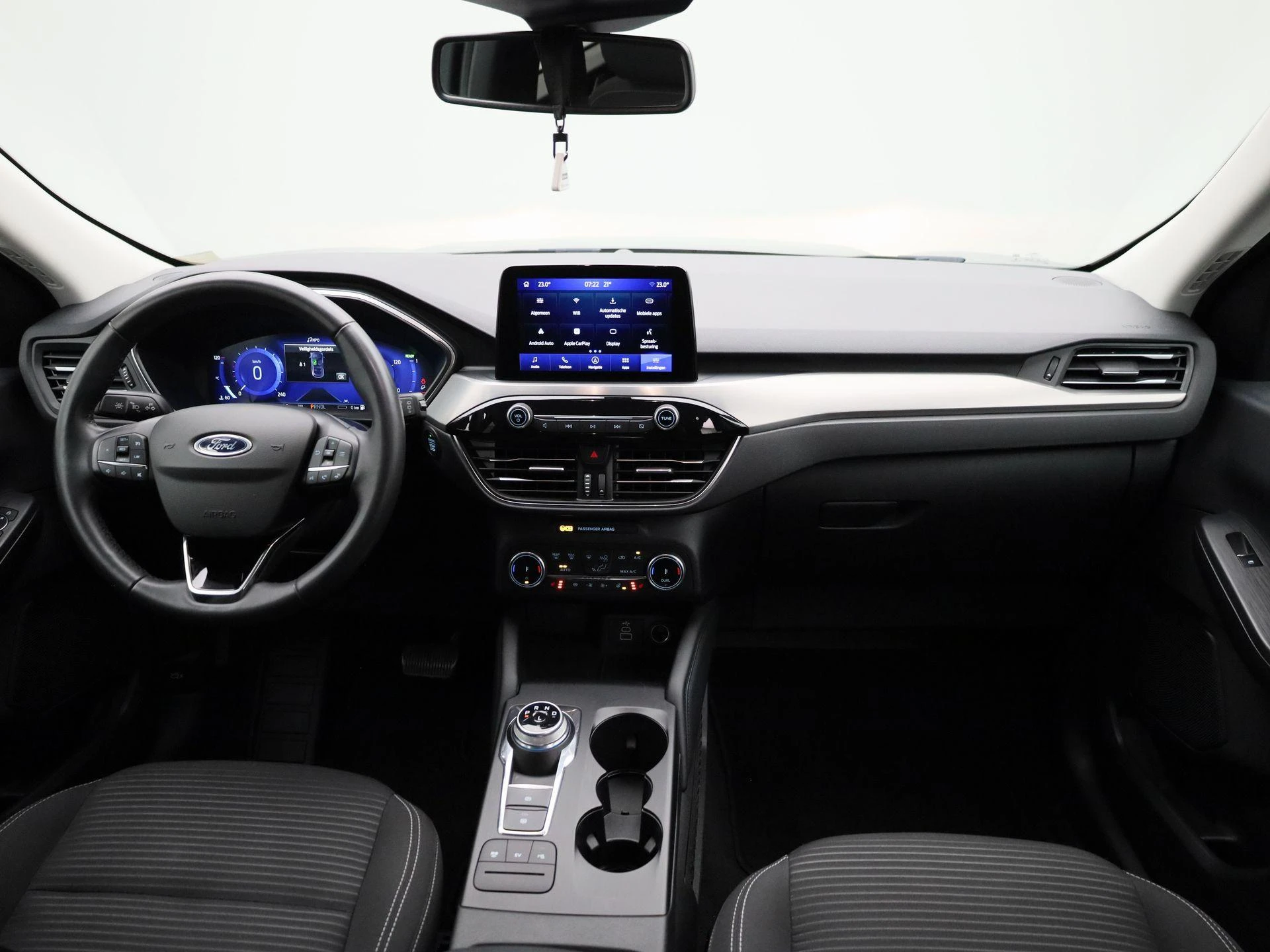 Ford-Kuga-image-37